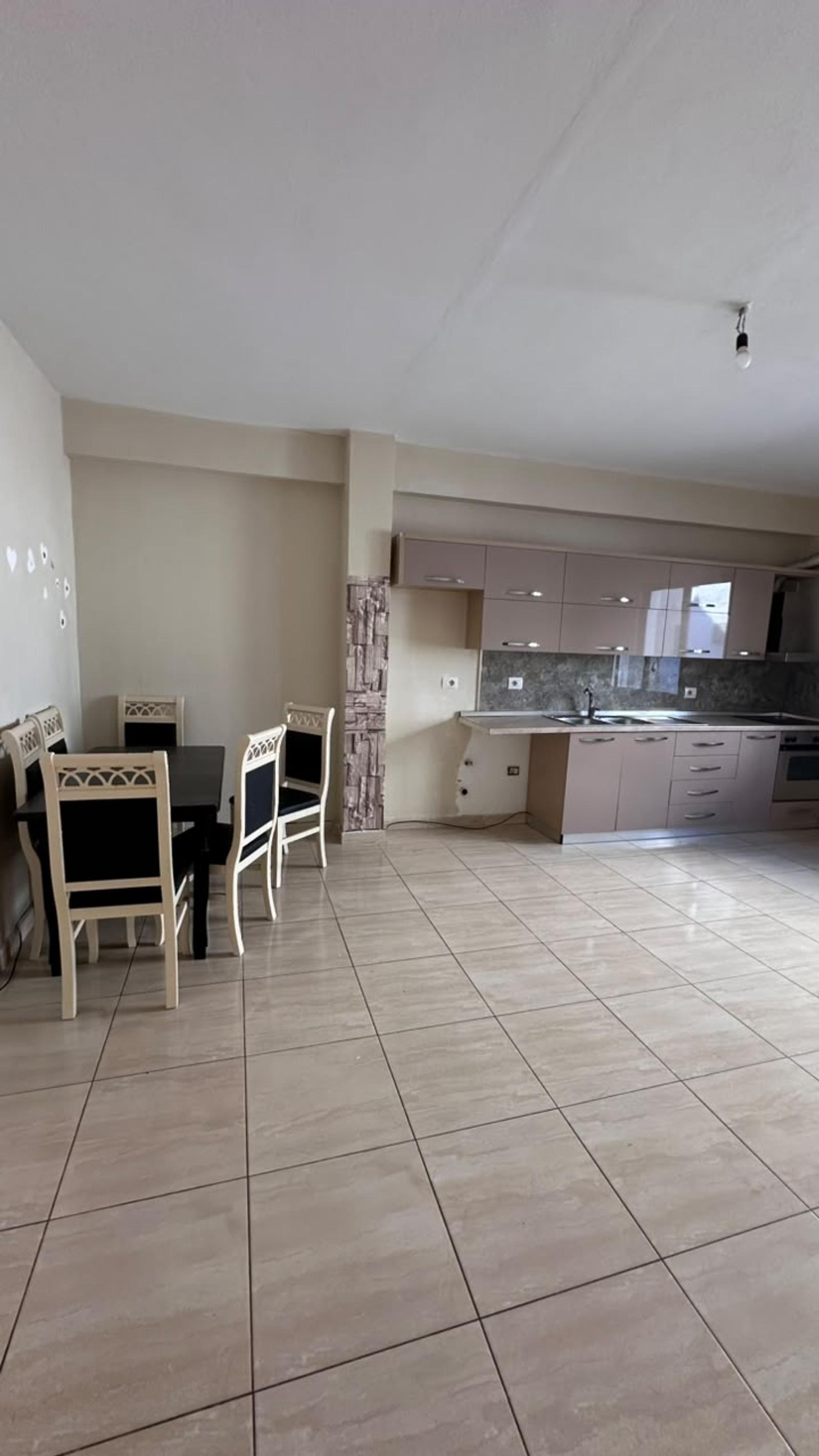 House for sale in City Center, Durres, 320 m² — photo 2 of 22