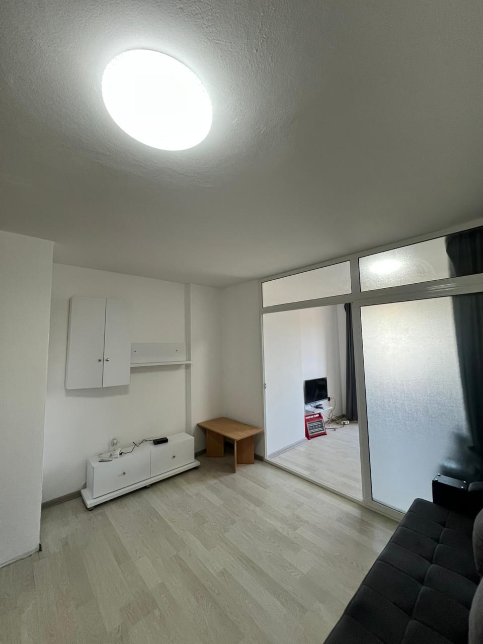 Studio laid out as a 1+1, Shkëmbi i Kavajës