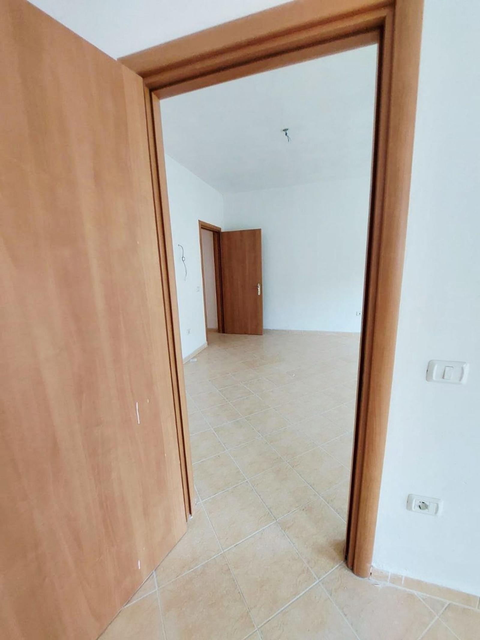 Wohnung 2+1 zum Kauf in Shkëmbi, Durrës, 115 m² — Foto 4 von 8