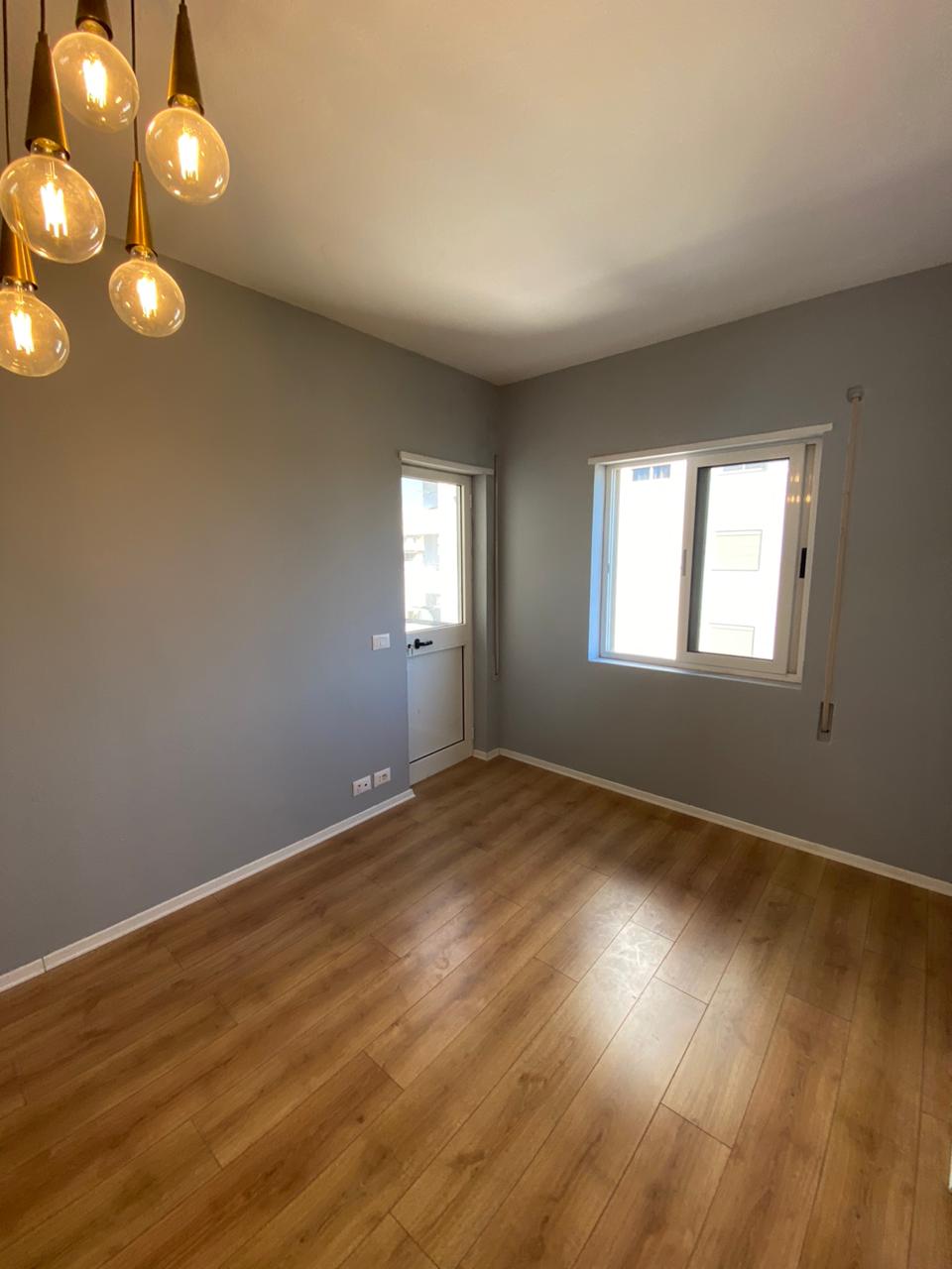 Shitet Apartament 1+1 me Pamje Deti | Plazh Iliria, Durrës