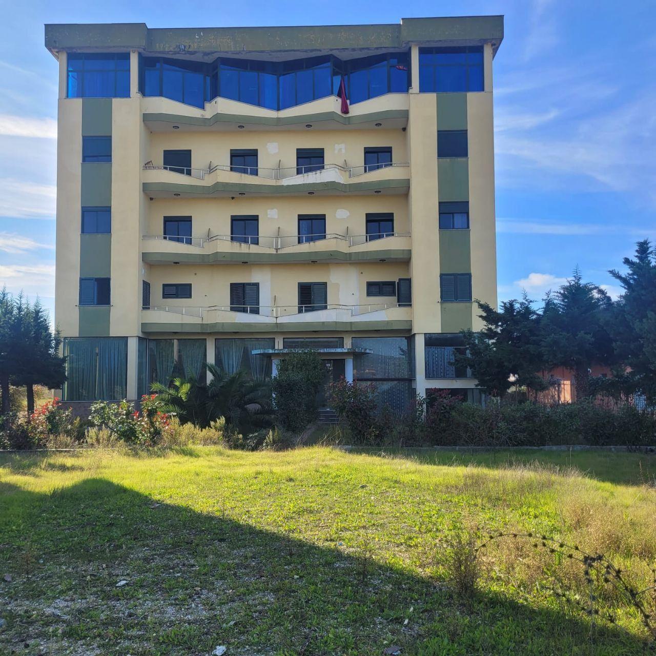 Hotel në Qerret, 1750 m², Durrësi