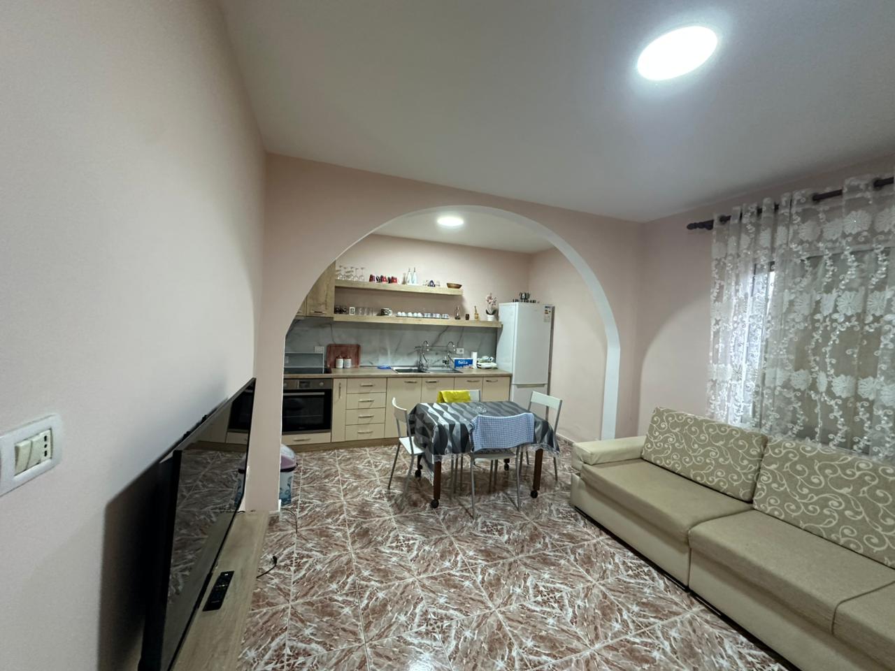 Shitet Shtëpi Private 1-Katëshe | 4 Rrugët, Shijak, Durrës