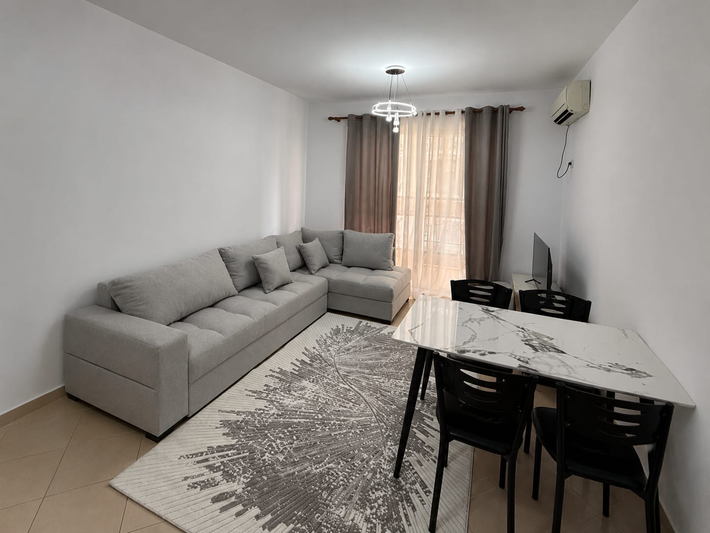 Shitet Apartament 1+1 me Ballkon | Golem, Durrës
