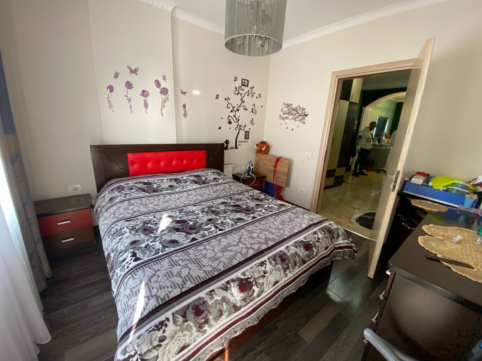 Shitet Apartament 3+1 | Rrota e Kuqe, Plazh, Durrës