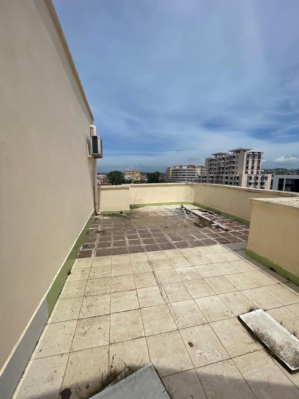 Two studios sold together, 146 m² with a large veranda, Plazh Hekurudha