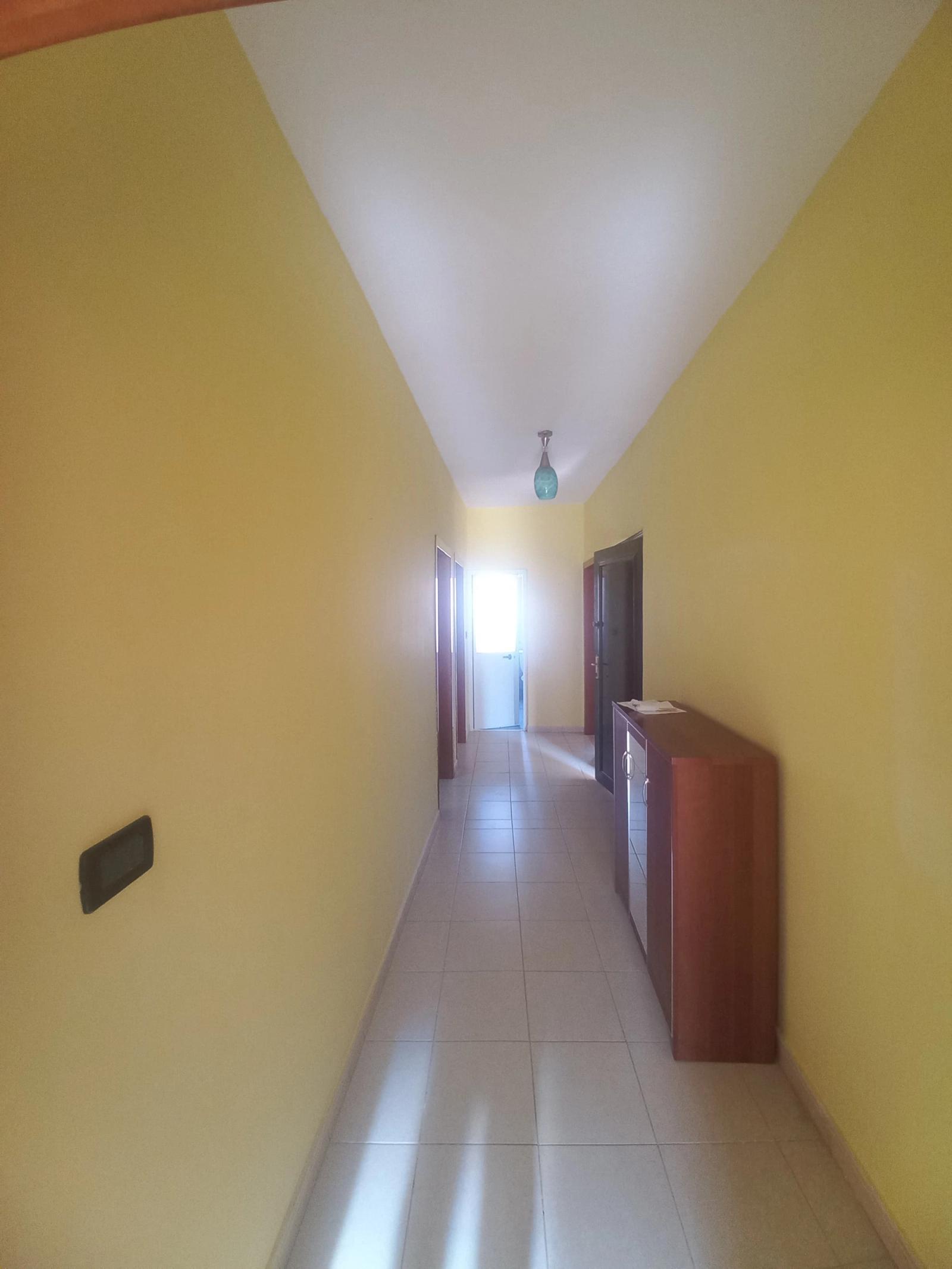 Wohnung 2+1 zum Kauf in Stadtzentrum, Durrës, 95 m² — Foto 4 von 8