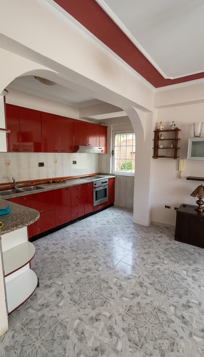 Shitet Apartament 2+1 | Qendër, Durrës