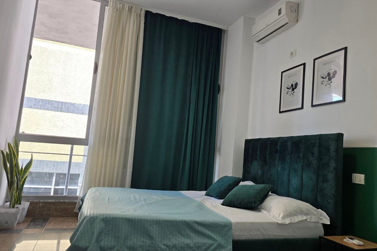 Studio e hapësirshme dhe elegante
