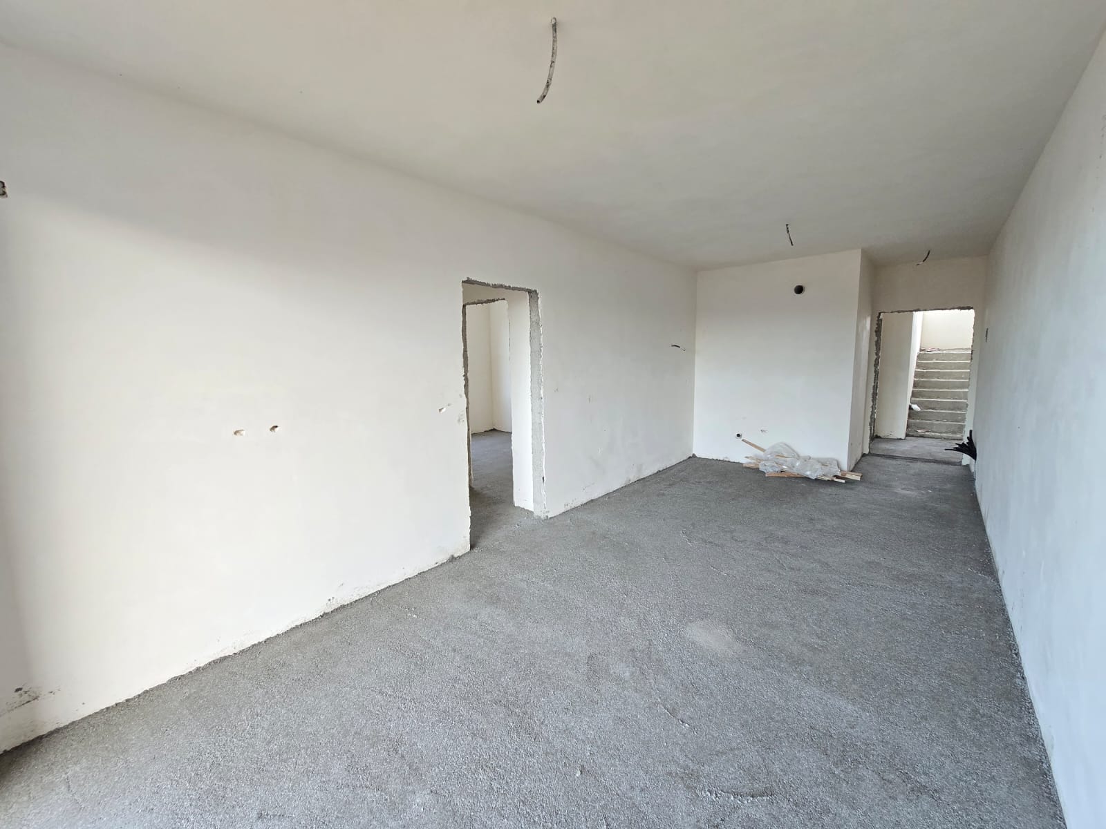 Shitet Apartament 2+1 në Fazë Ndërtimi | Rrota e Kuqe, Durrës