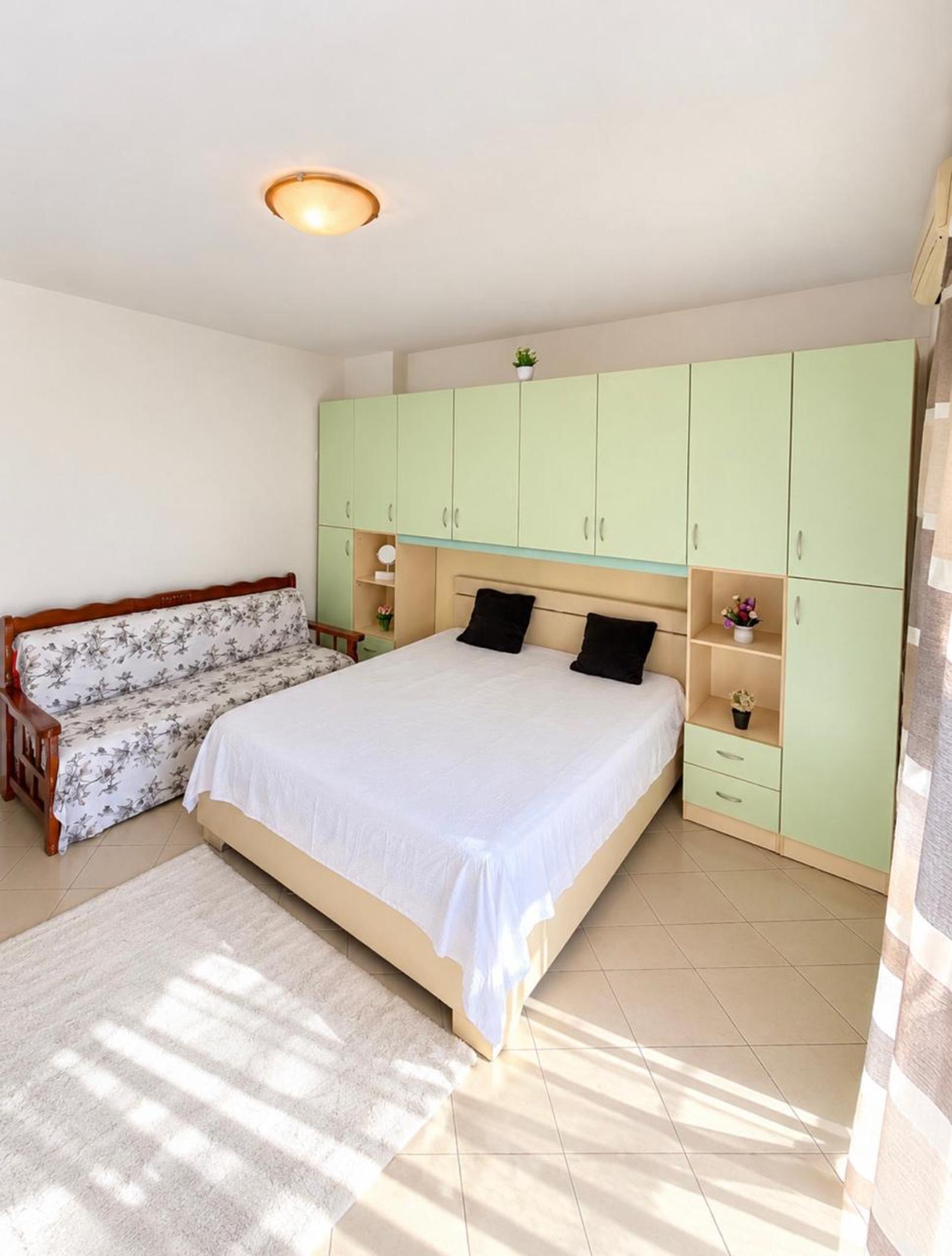 Studio for sale in Shkëmbi, Durres, 36 m² — photo 4 of 5