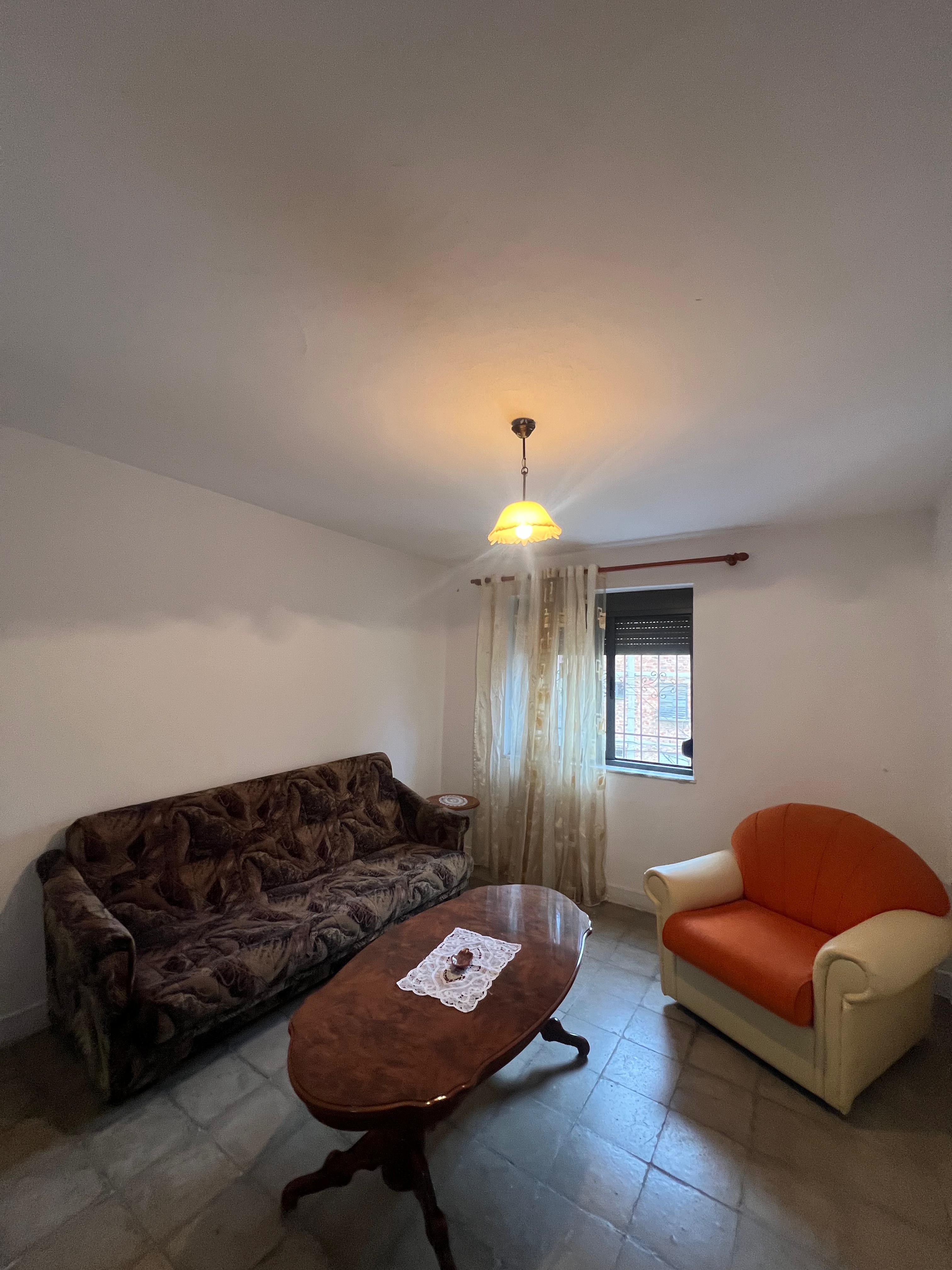 Shitet Apartament 2+1 | Pranë Eftali Koçi, Durrës