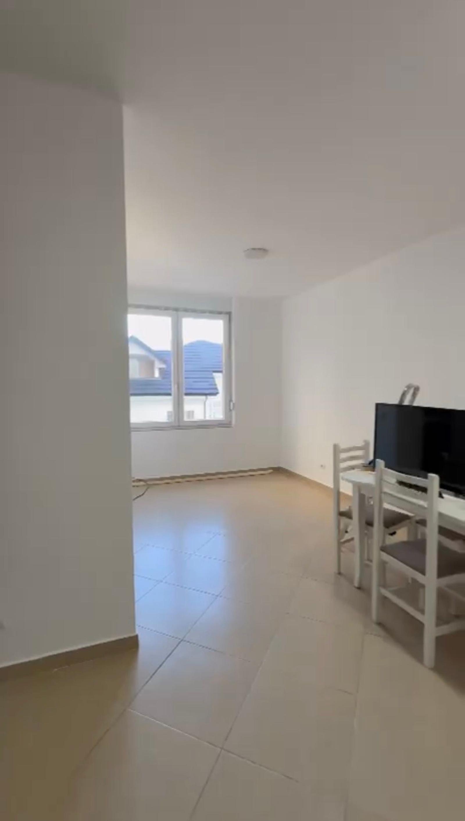 Bilocale 1+1 vista mare, Shëngjin, 56 m²