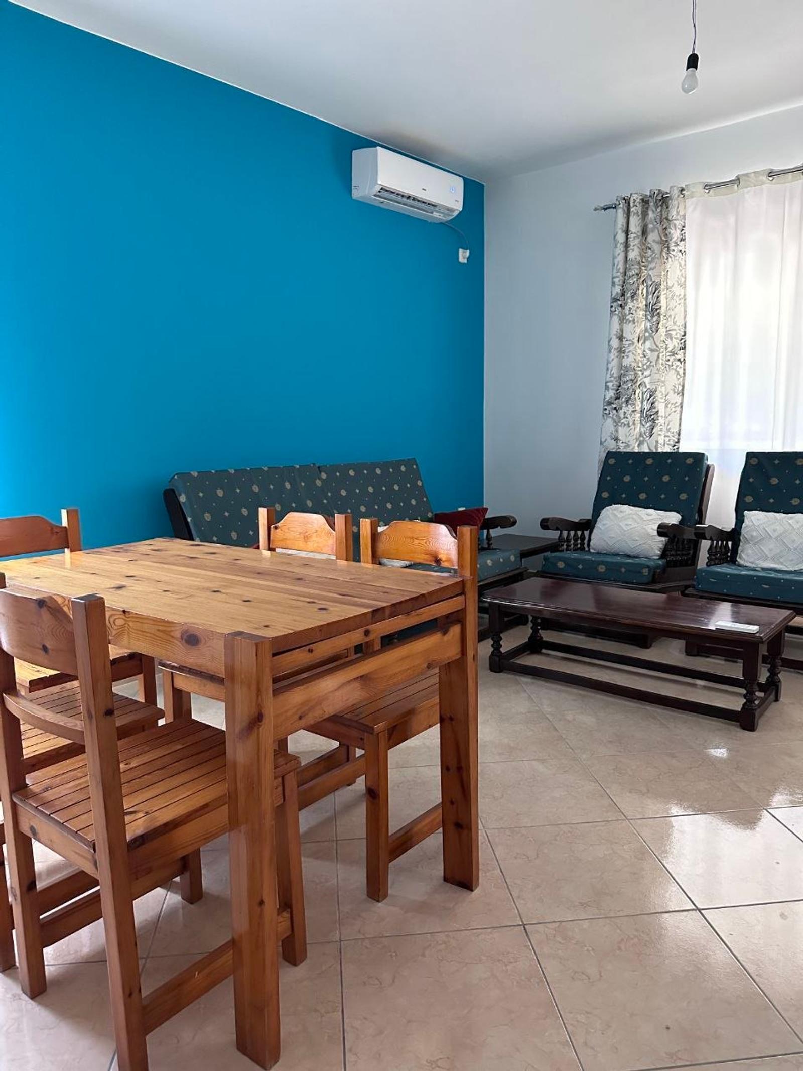 Shtëpi në shitje pranë detit në Vlorë, Vlora