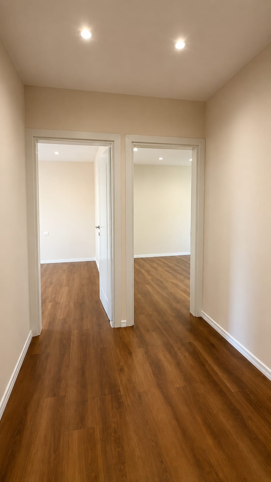 Shitet Apartament 2+1 | Lagjja 16, Durrës