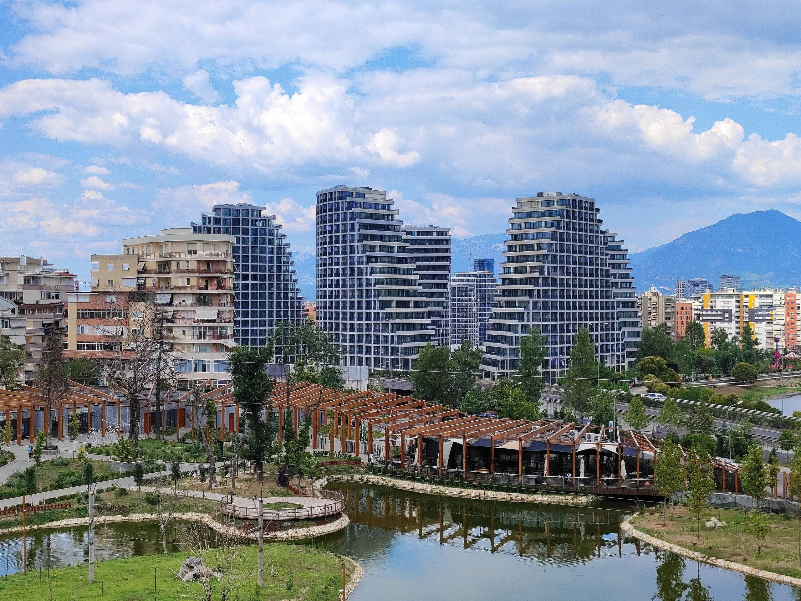 Lake View Residences, Tirana