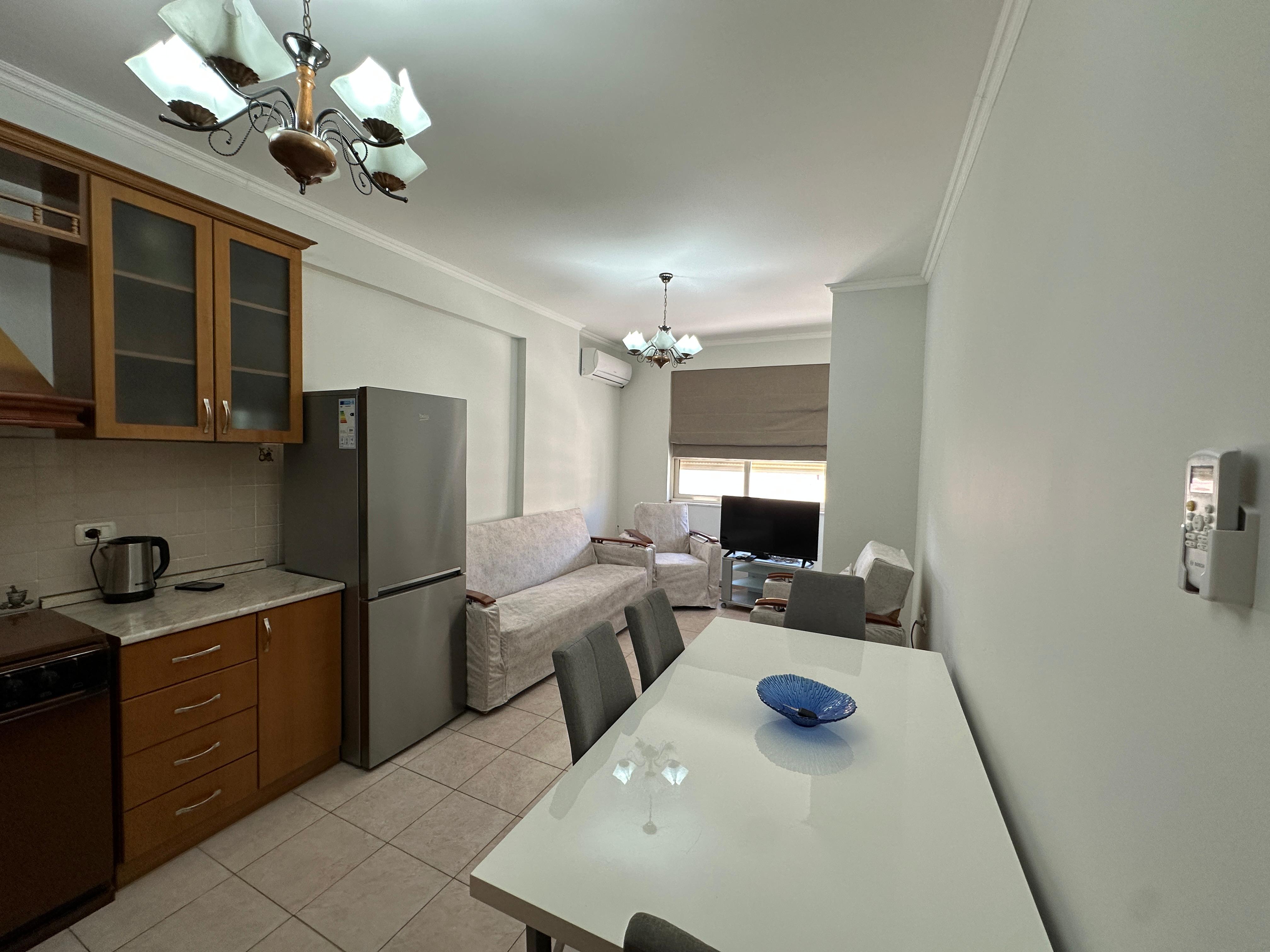 Shitet Apartament 2+1 | Plazh Iliria, Durrës