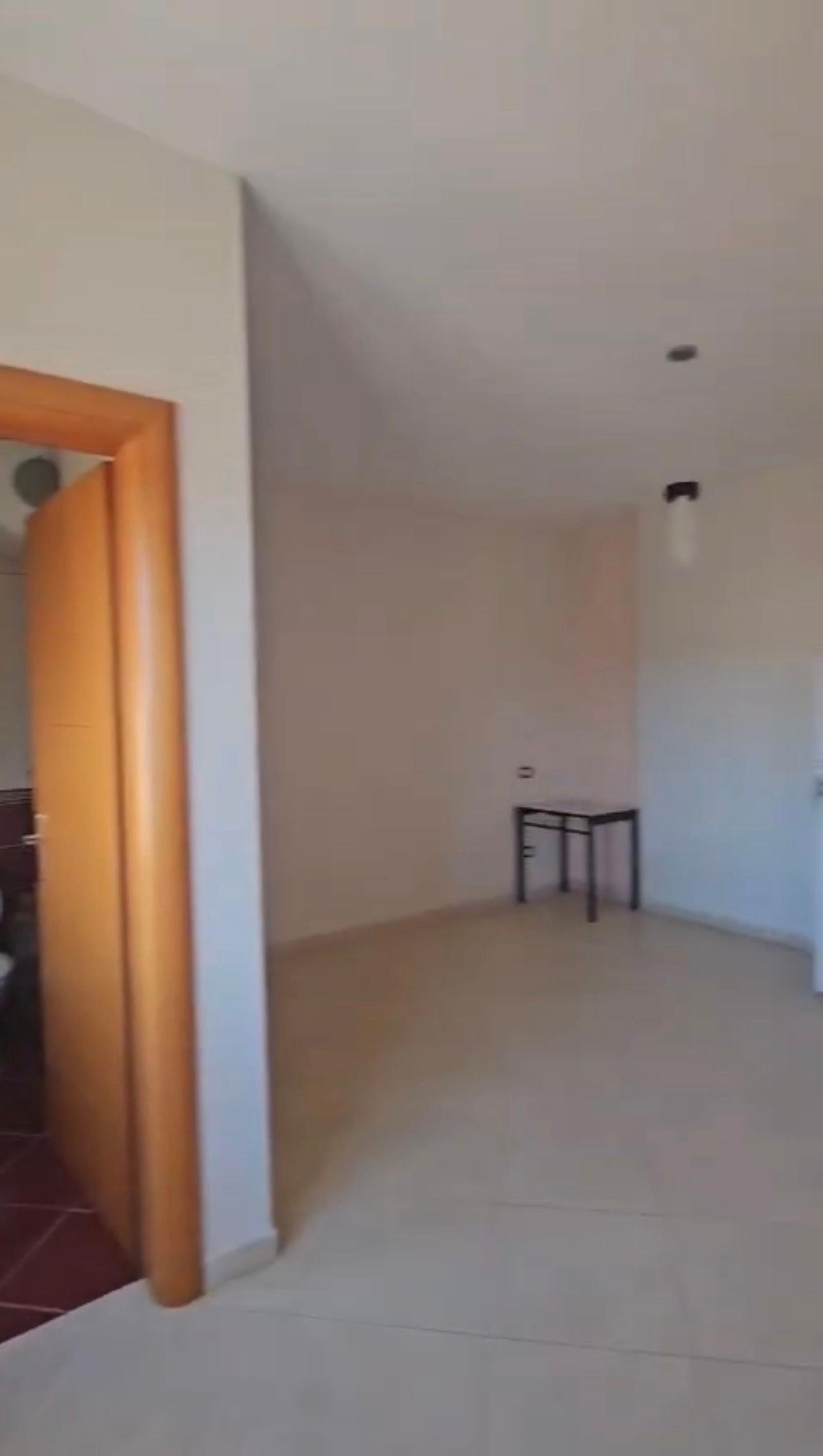 Wohnung 2+1 zum Kauf in Stadtzentrum, Durrës, 110 m² — Foto 2 von 11