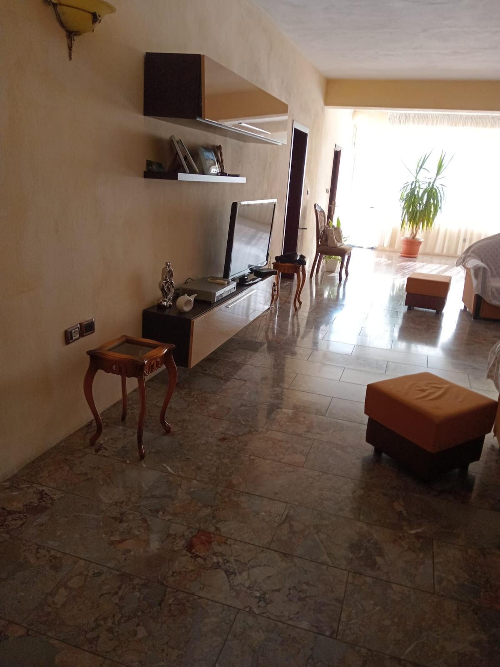 Casa su due piani a Durrës città, 420 m², Centro città, Durazzo