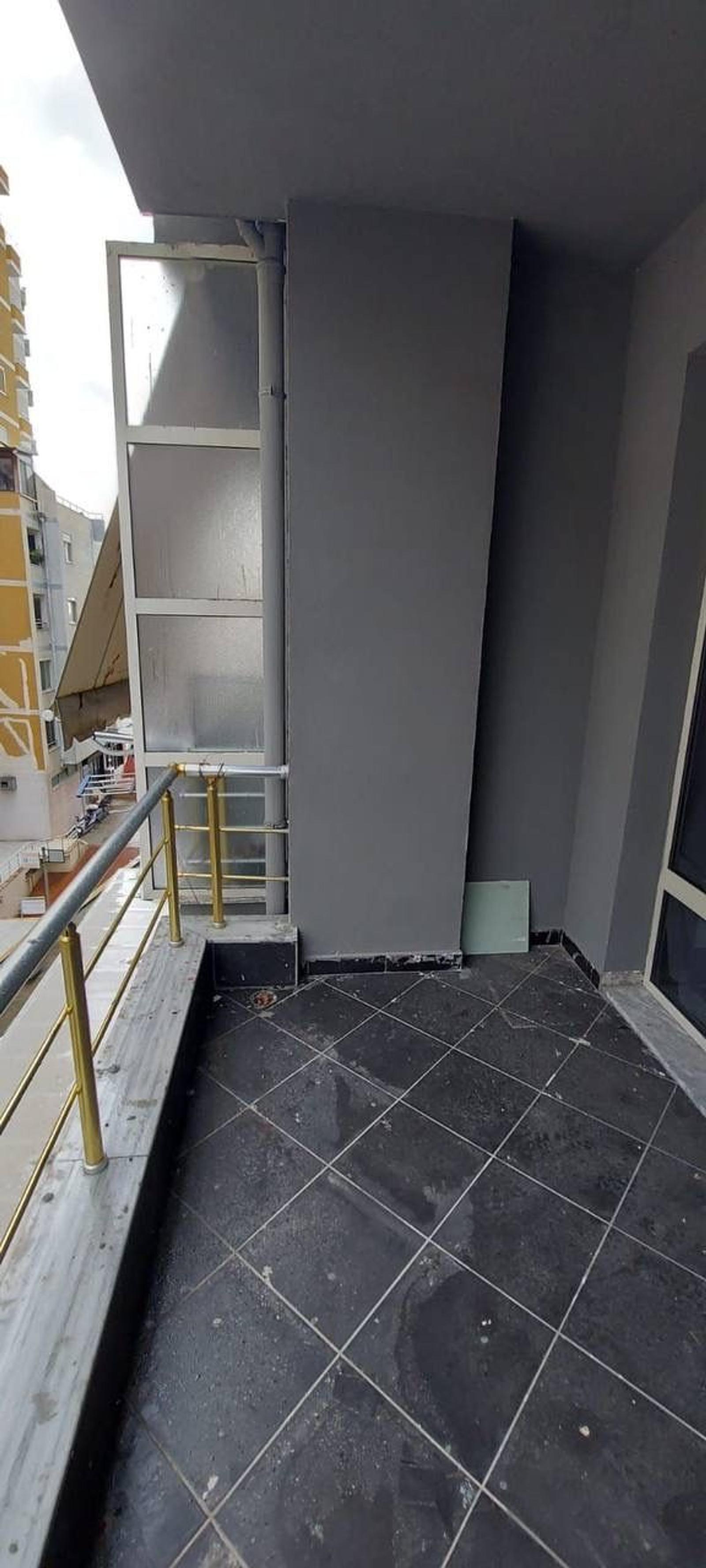 Wohnung 1+1 zum Kauf in Plazh, Durrës, 60 m² — Foto 4 von 6