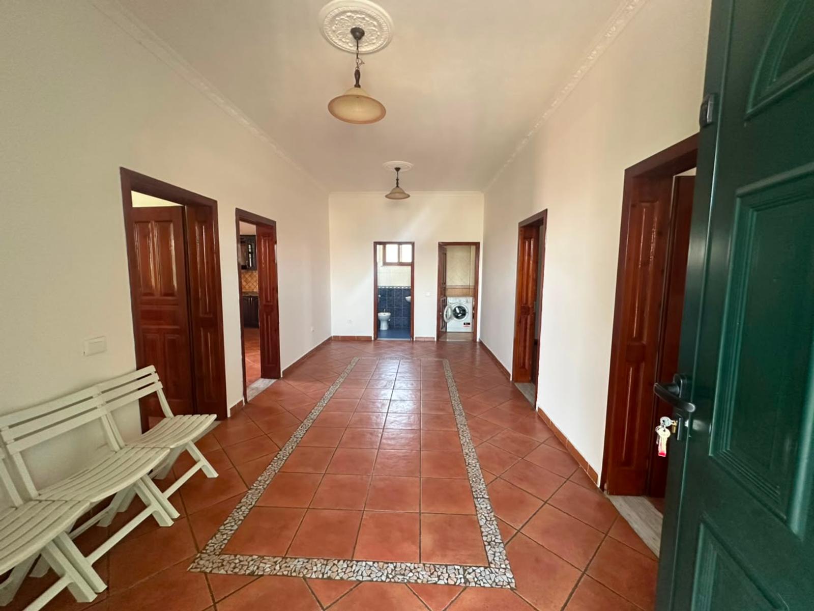 Villa zum Kauf in Stadtzentrum, Durrës, 467 m² — Foto 5 von 12