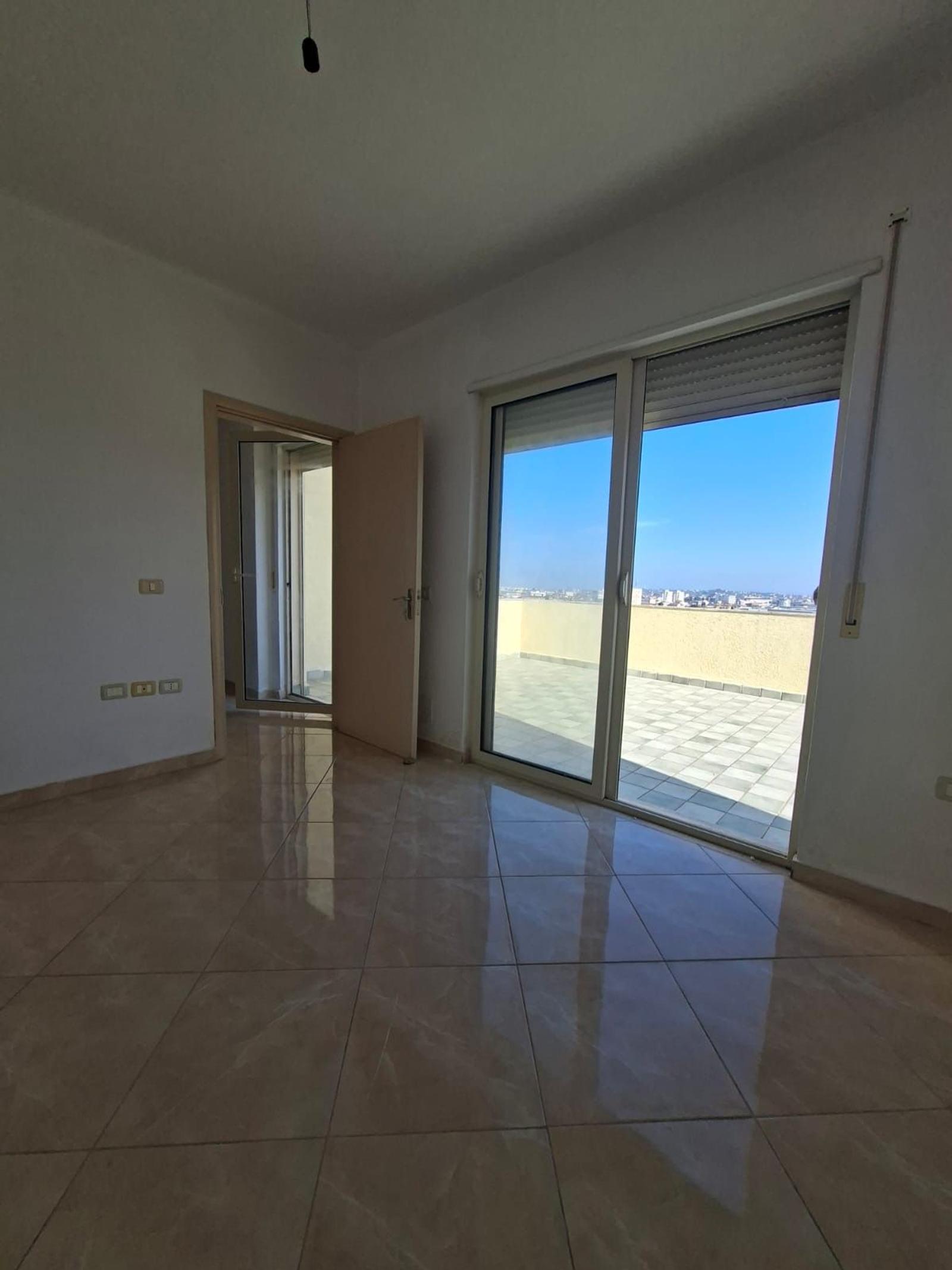 Wohnung 2+1 zum Kauf in Plazh, Durrës, 138 m² — Foto 1 von 18