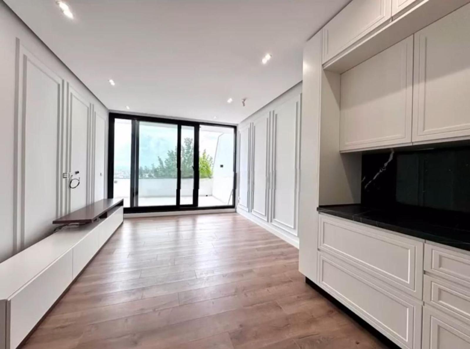 Wohnung 3+1 zum Kauf in Plazh, Durrës, 150 m² — Foto 2 von 12