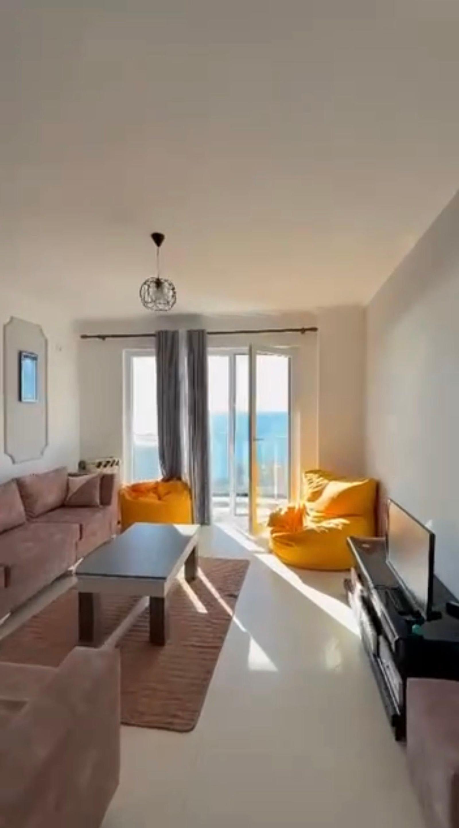 Bilocale 1+1 vista mare, Shëngjin, 80 m²
