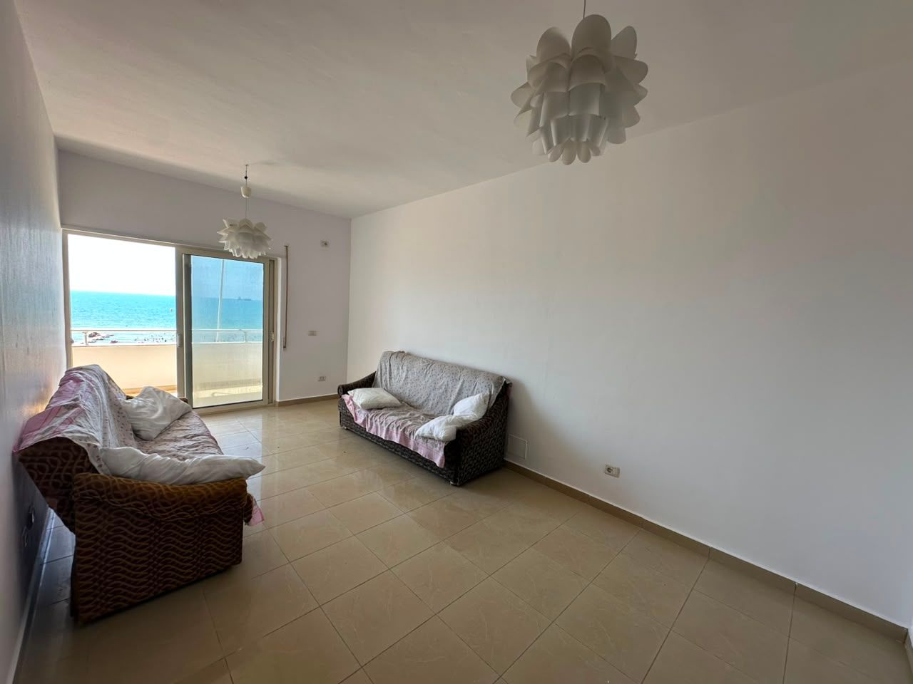 Shitet Apartament 1+1 | Pamje Deti | Vijë e Parë | Plazh, Durrës