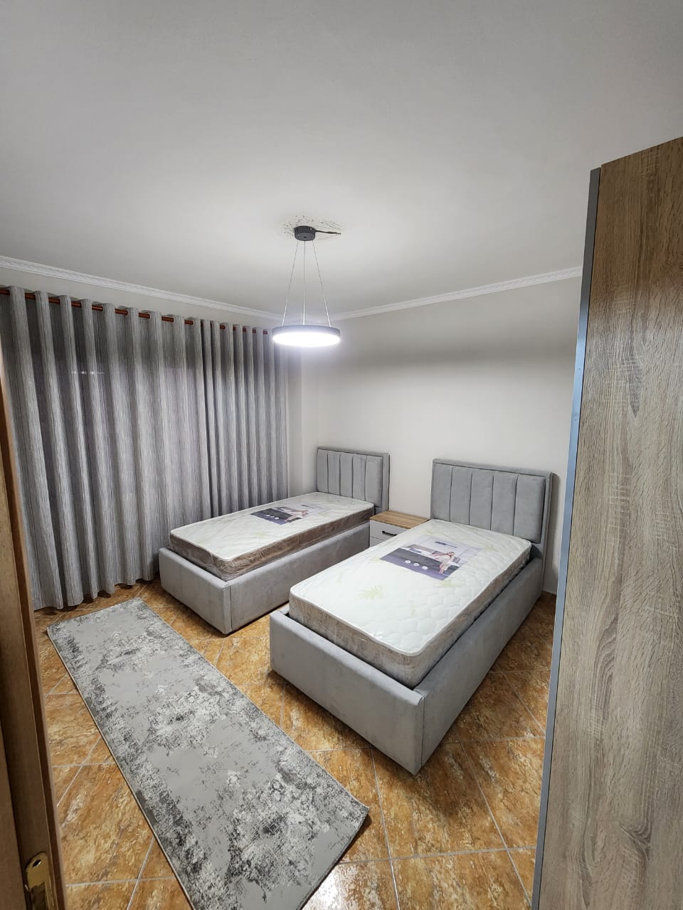 Shitet Apartament 2+1 | Plazh Hekurudha, Durrës