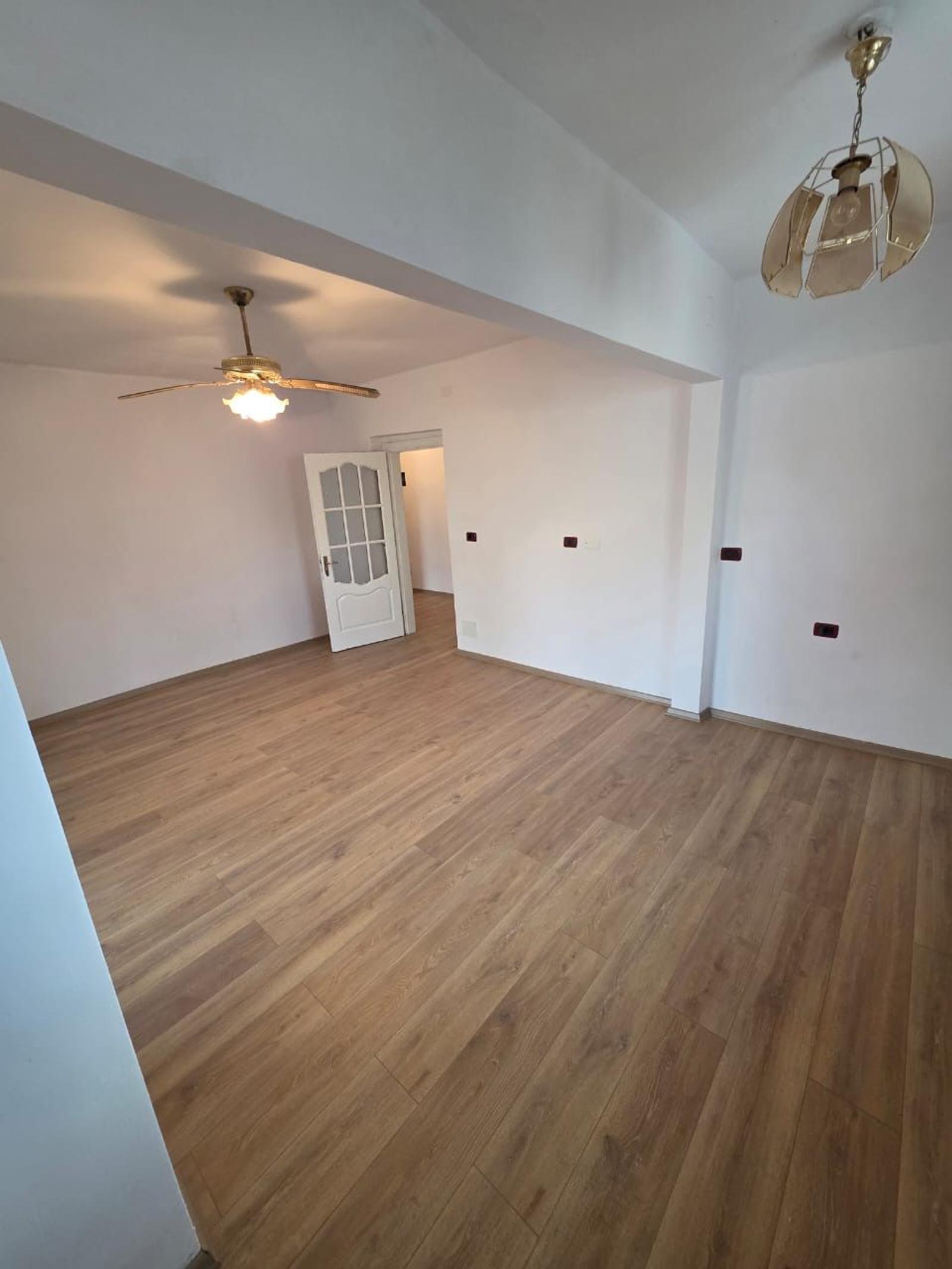 Appartamento 2+1, in vendita, Centro città, Durazzo, 85 m² — foto 9 di 13