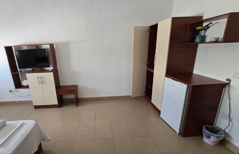Apart-hotel floor with 6 studios, Durrës, 212.8 m², Durres