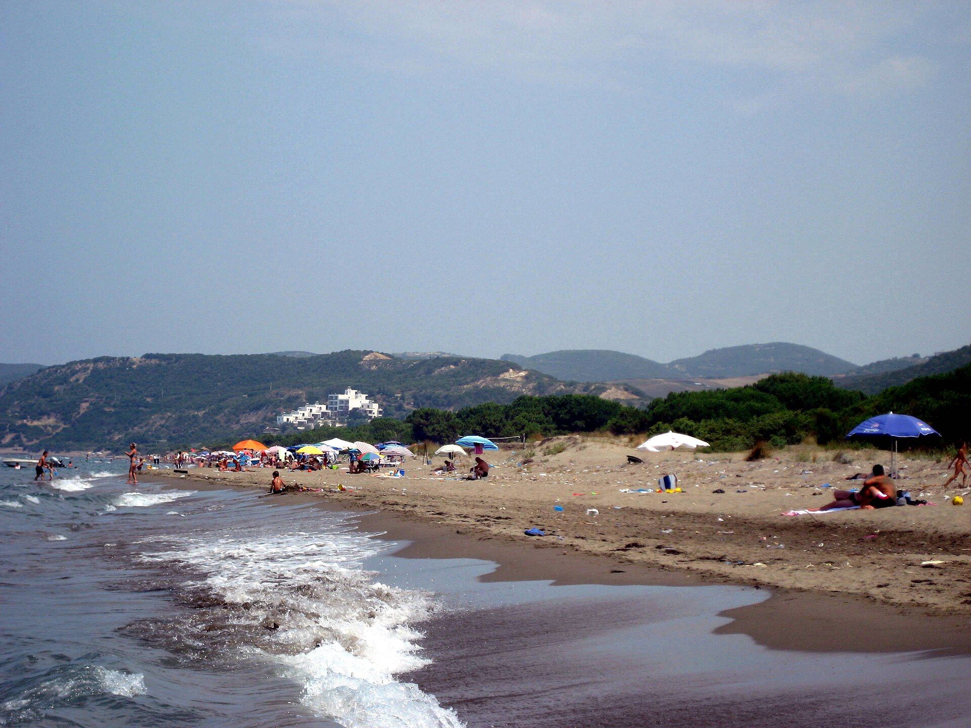 Spille beach with the coastal hills behind, Albania — Arianit
