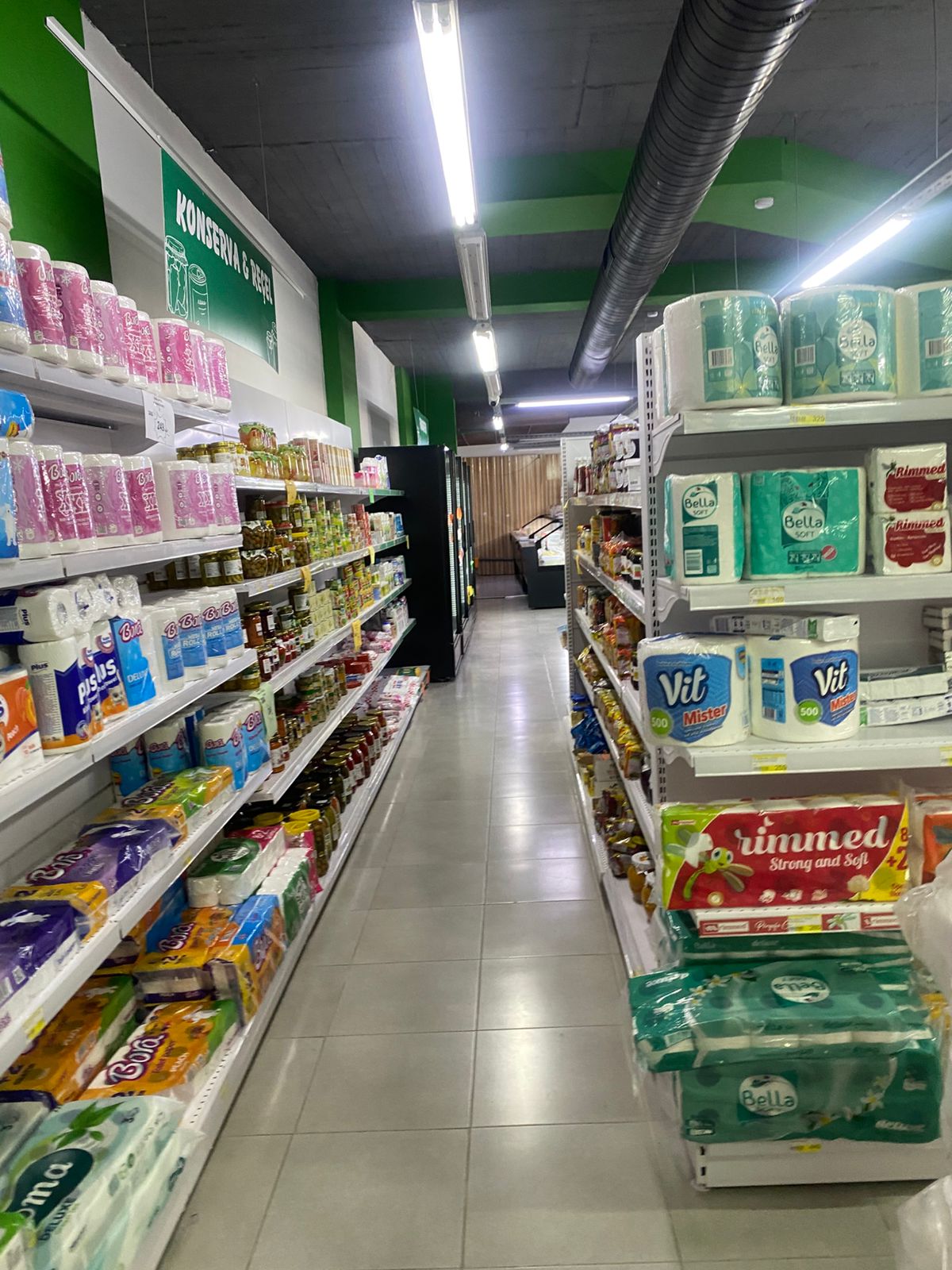 Działający supermarket, Kodra e Diellit, Tirana