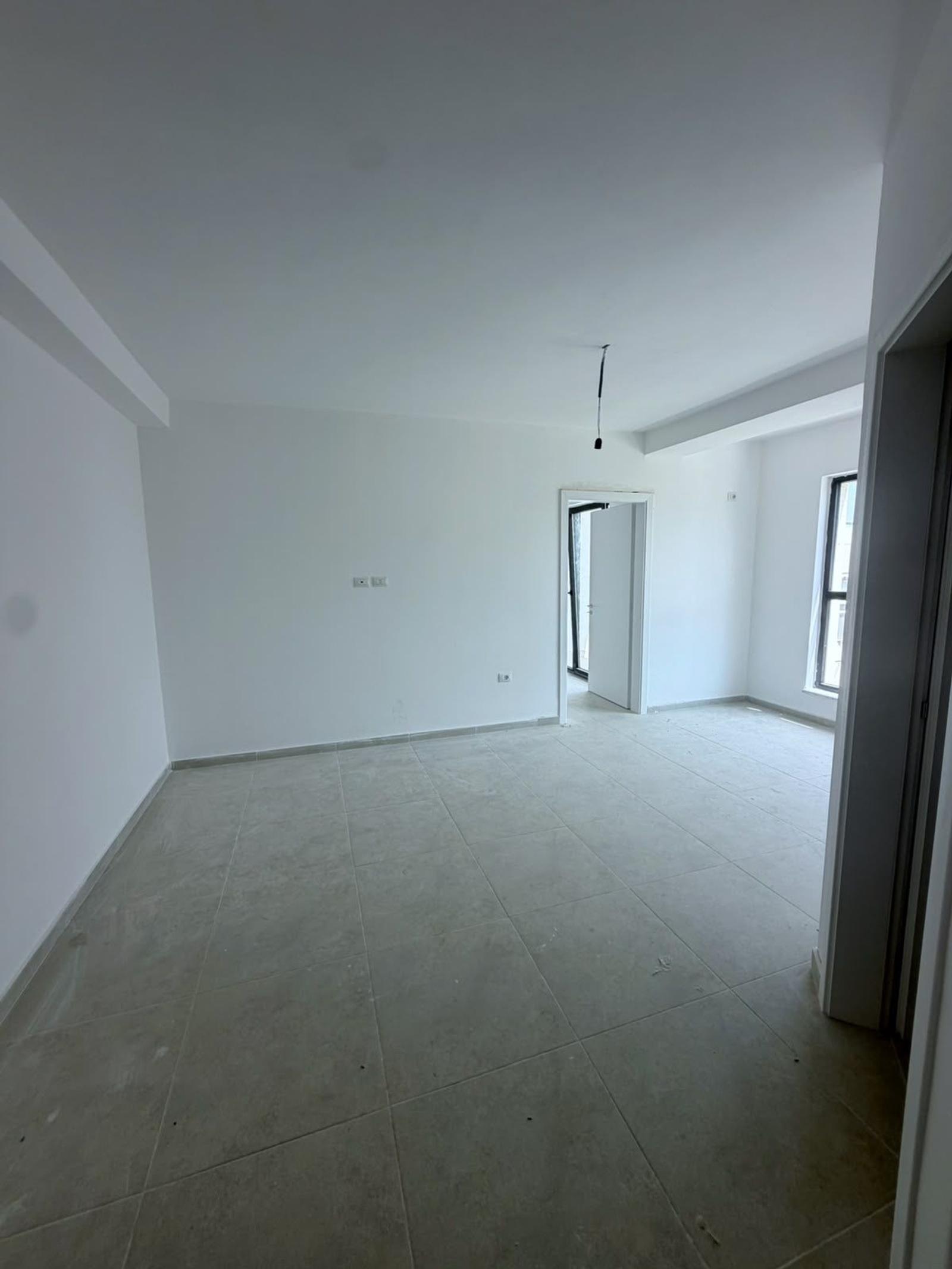 Wohnung 1+1 zum Kauf in Golem, Durrës, 92 m² — Foto 2 von 18