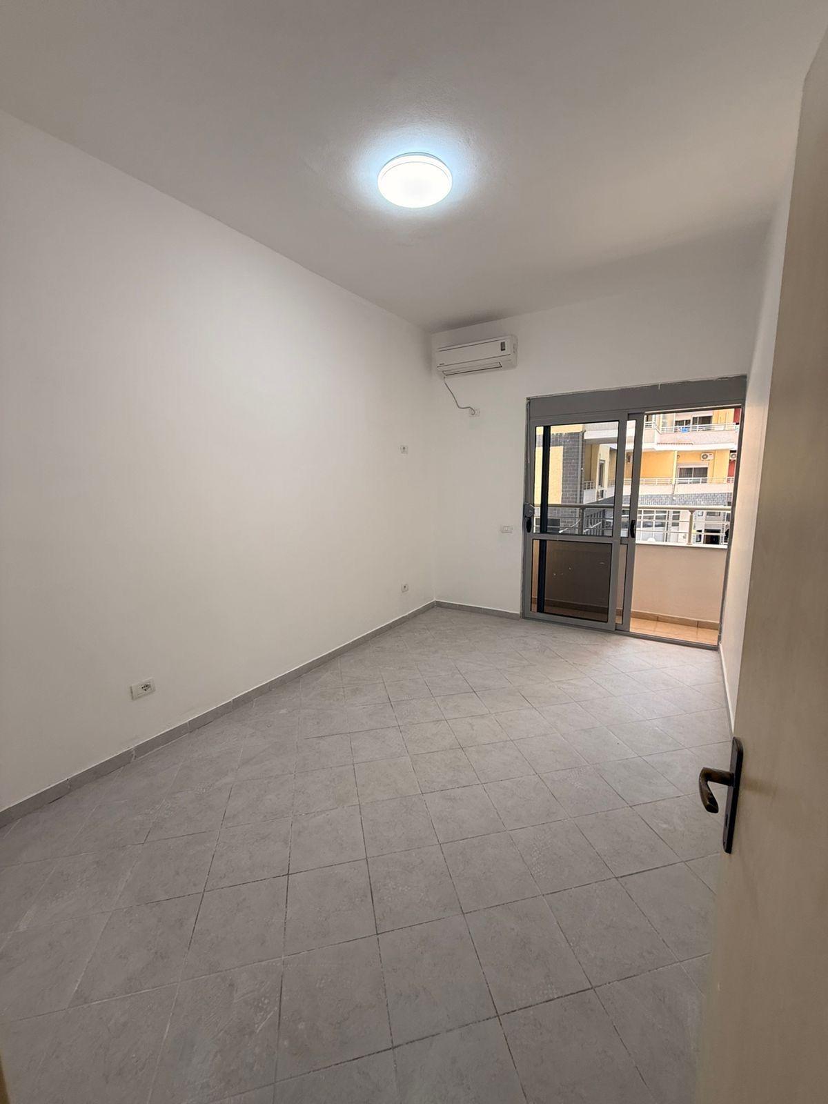1+1 in the Tocak complex, Plazh, 52 m², apartment 3, Durres