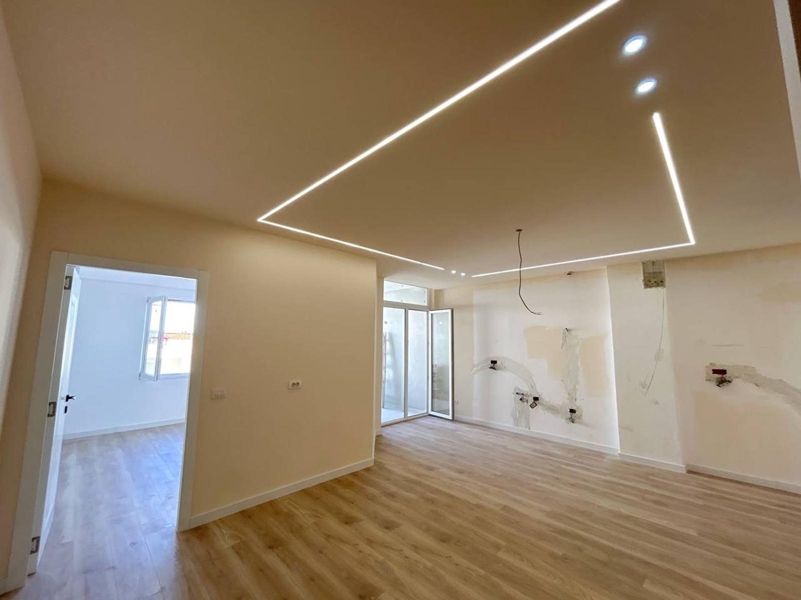 2+1 with an interesting layout, Golem, 95 m², Durres