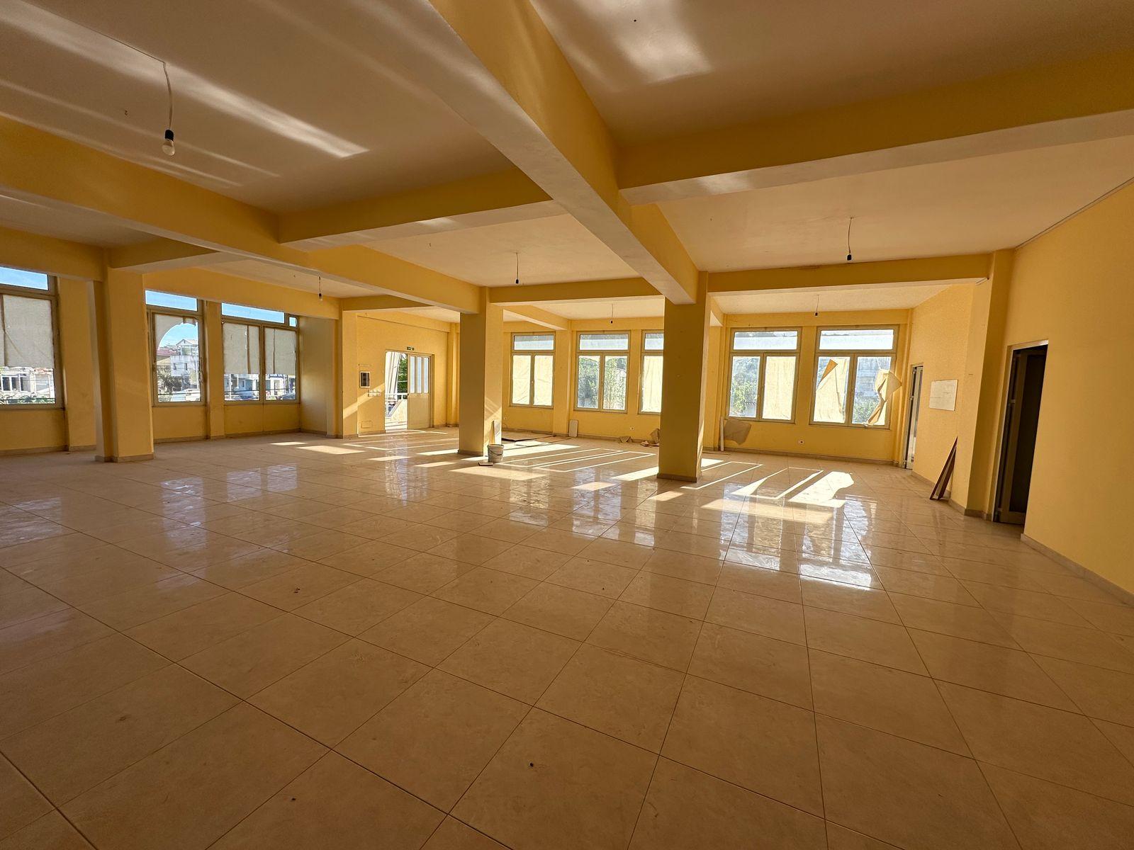 Spazio commerciale, in vendita, Porto Romano, Durazzo, 740 m² — foto 2 di 10