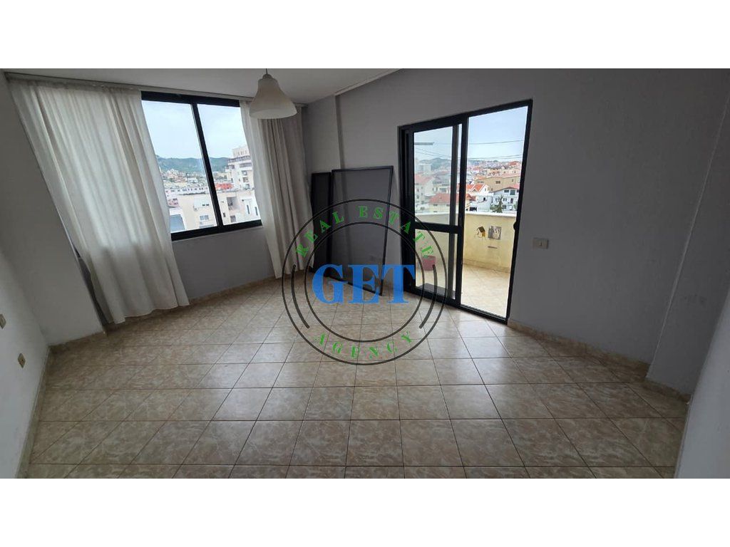 Shitet Apartament 2+1 | Lagjja 18, Durrës