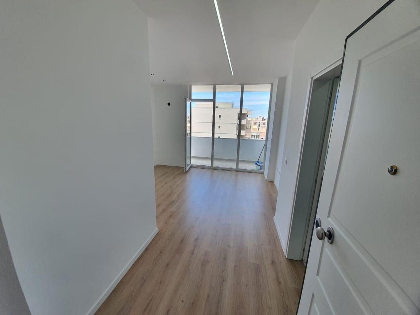 Wohnung 1+1 zum Kauf in Plazh, Durrës, 55 m² — Foto 2 von 8