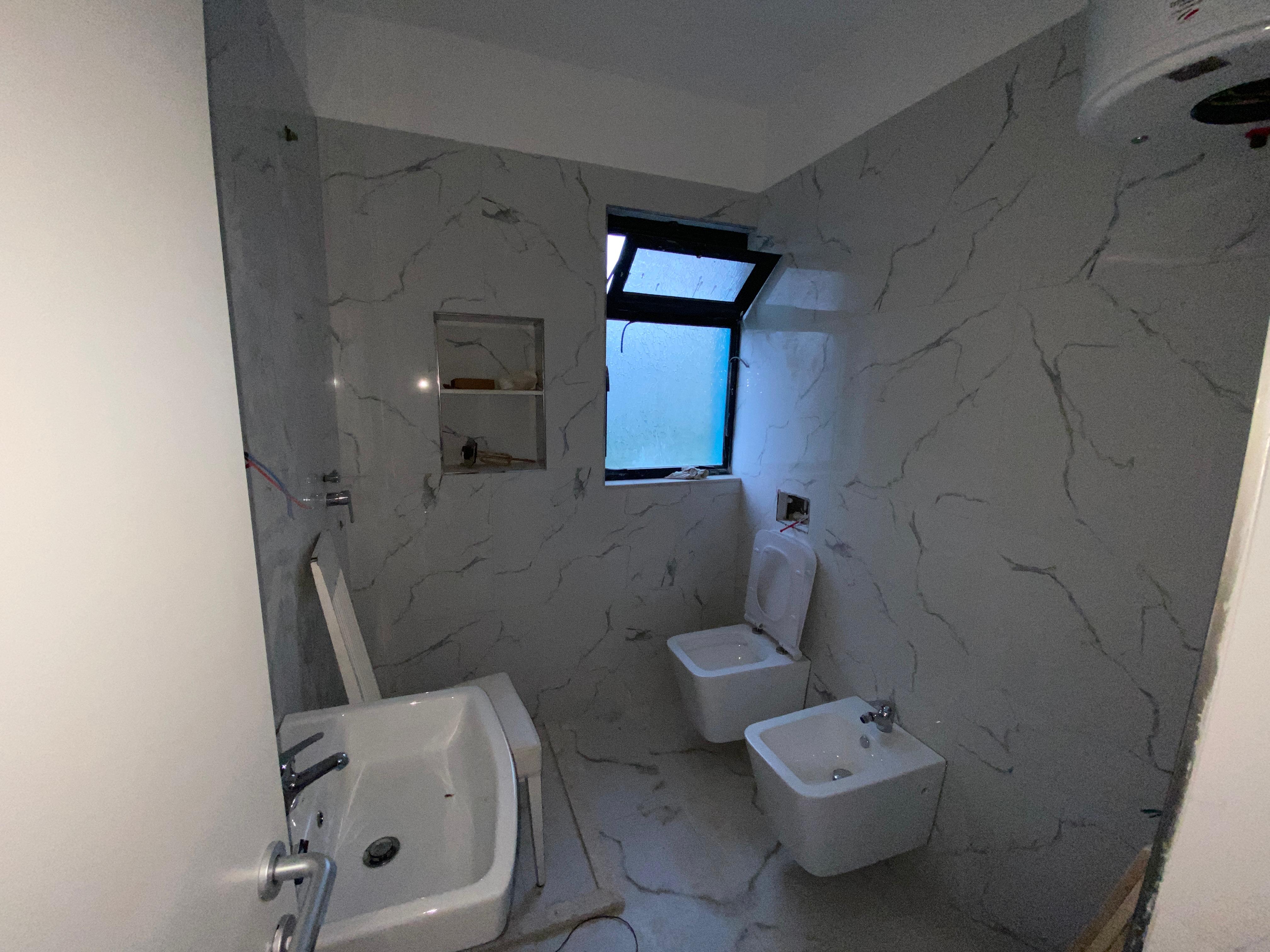 Shitet Apartament 2+1+2 me Oborr | Liburna, Golem, Durrës