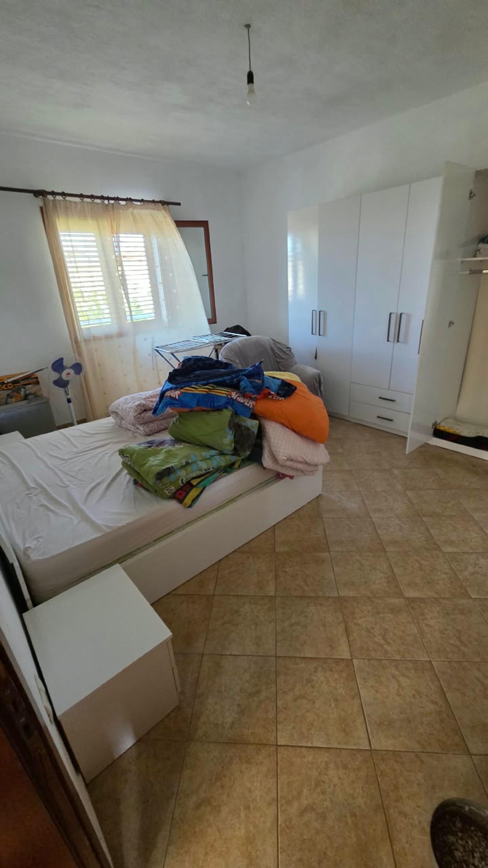 House for sale in City Center, Durres, 380 m² — photo 2 of 13