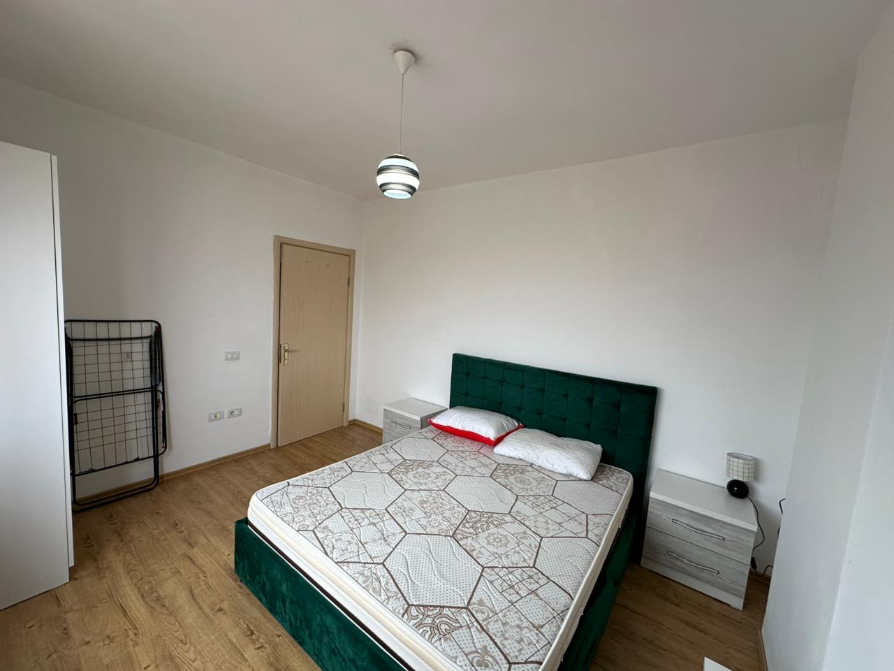 Shitet Apartament 1+1 i Mobiluar | Plazh, Durrës