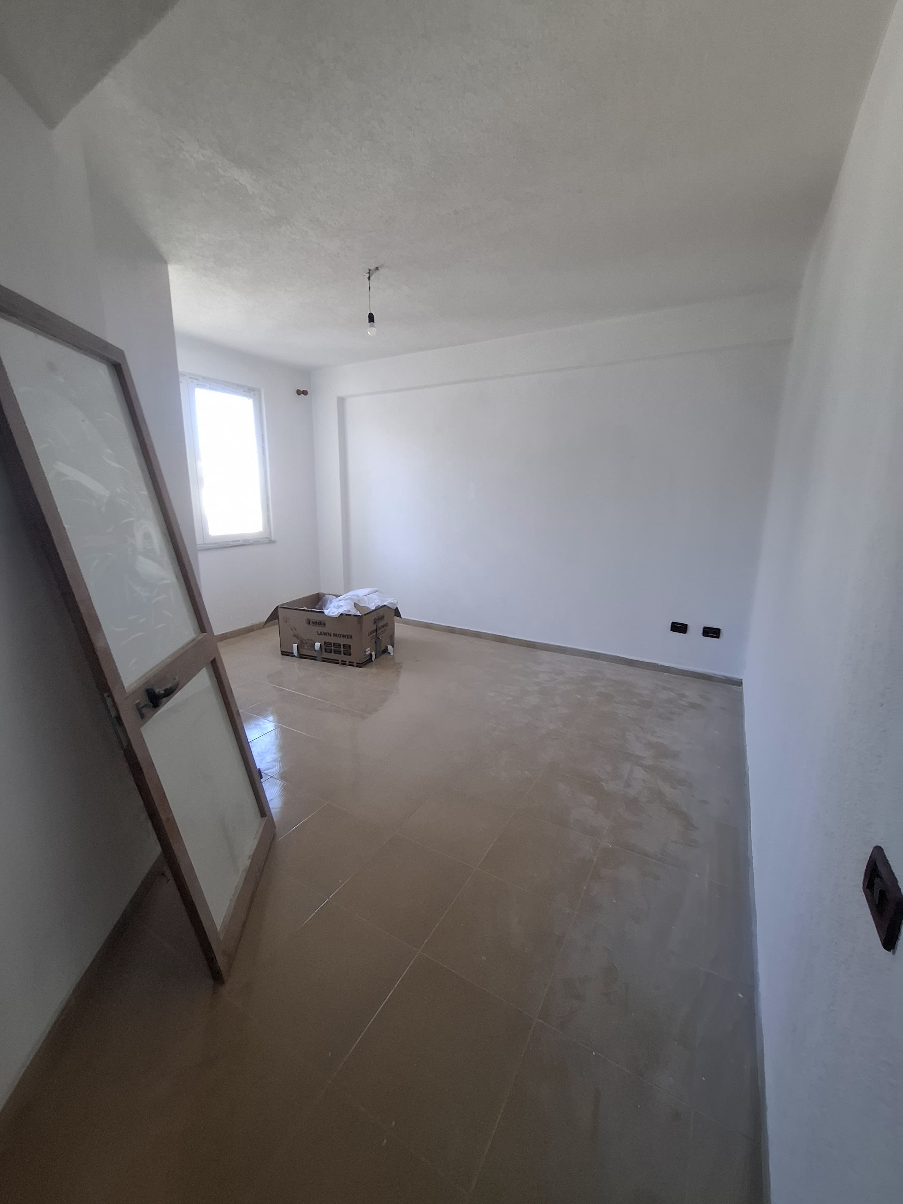 Shitet Apartament 4+1+3 | Pallati i Kulturës, Durrës