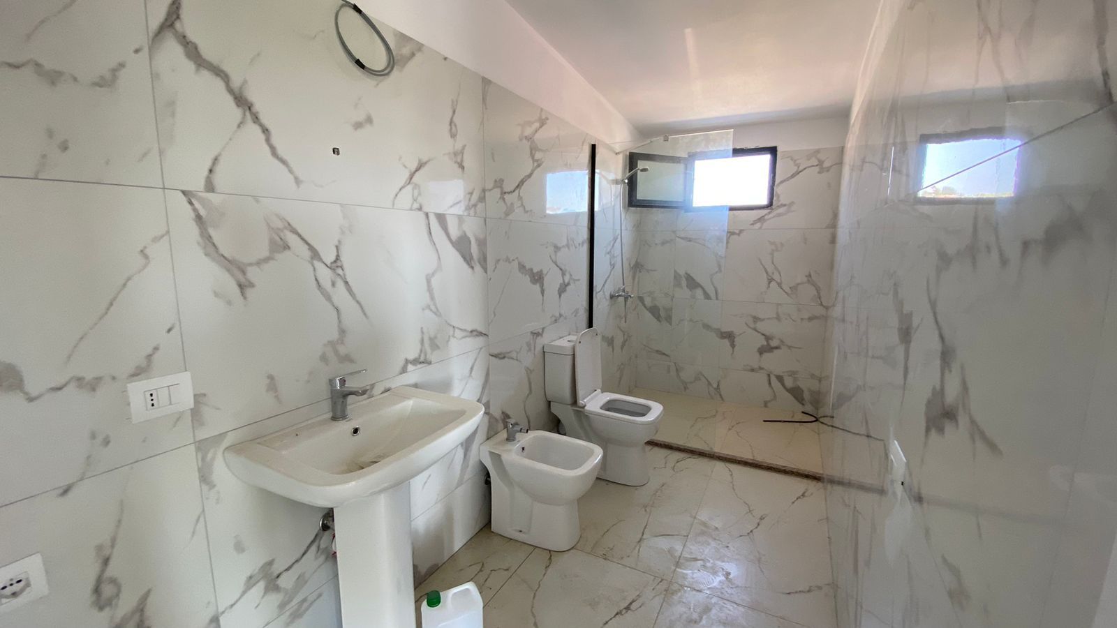Shitet Apartament 2+1 | Golem, Durrës