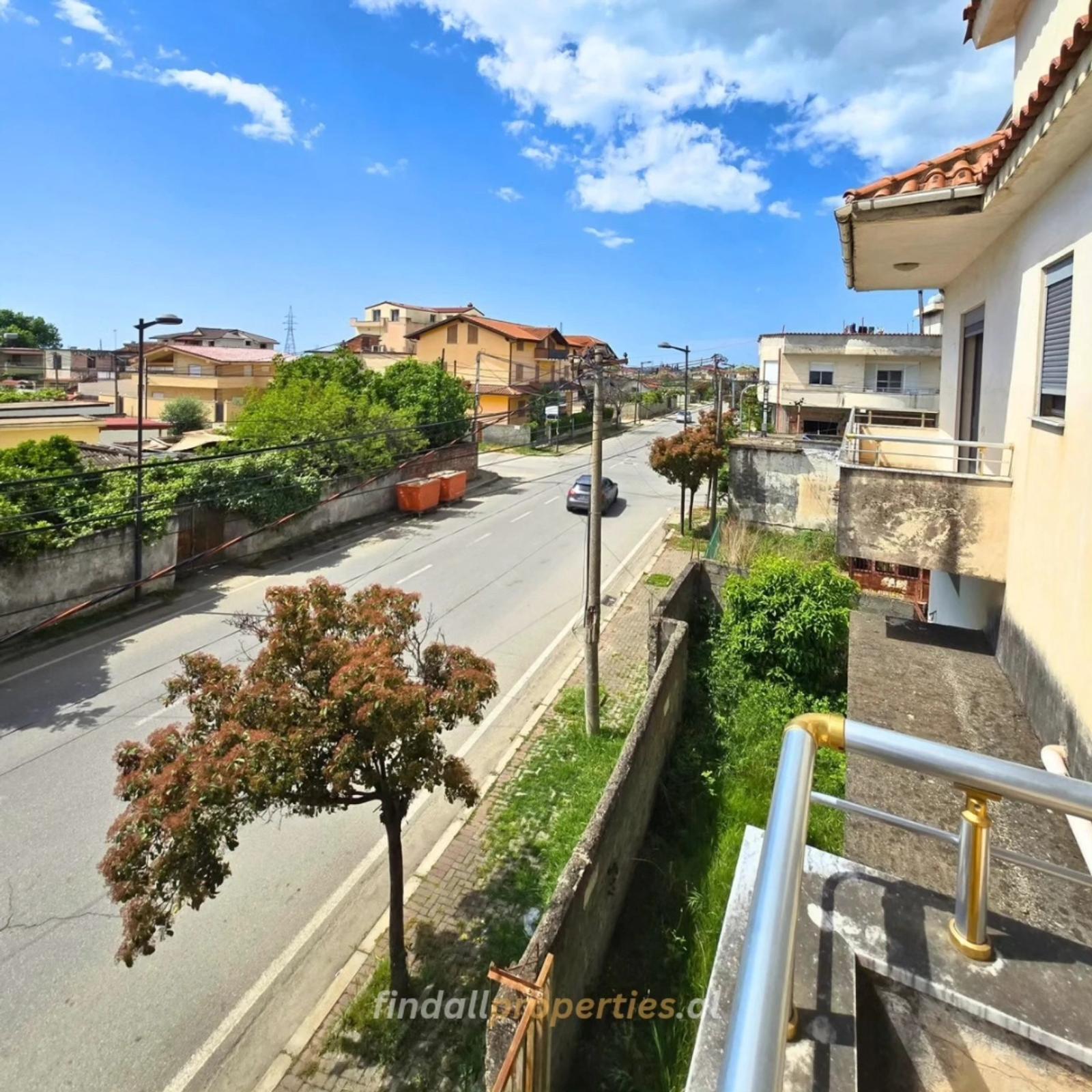 Villa zum Kauf in Kavajë, Durrës, 450 m² — Foto 3 von 20