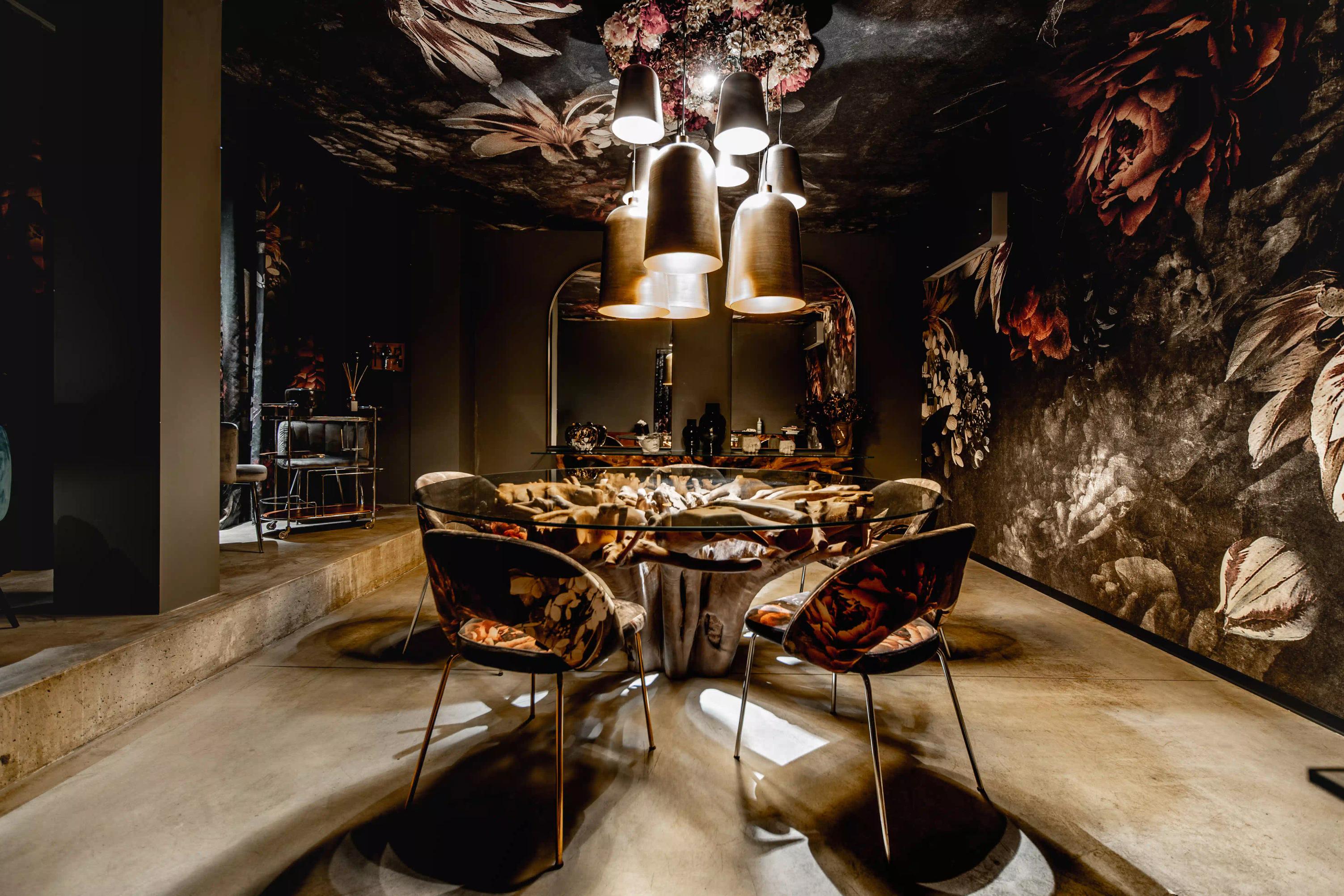 Stanza interna di Vite Restaurant Treviso con sedie e tavoli di design