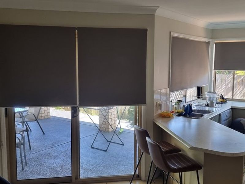 Roller blind installation Kitchen
