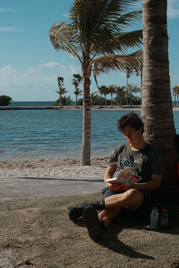 Love is in the Trail / El Amor esta en la Ruta