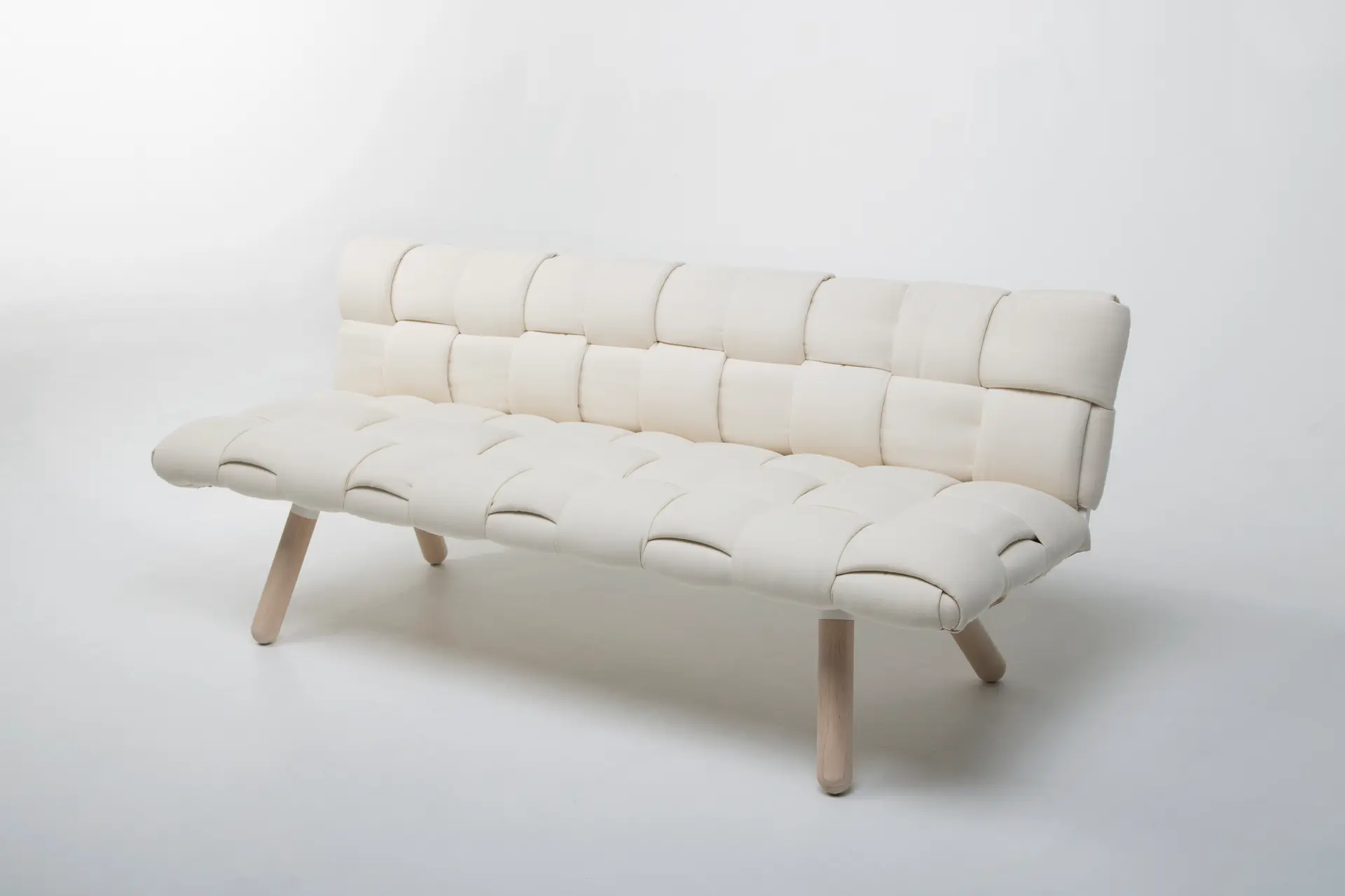 Tuohinen Sofa