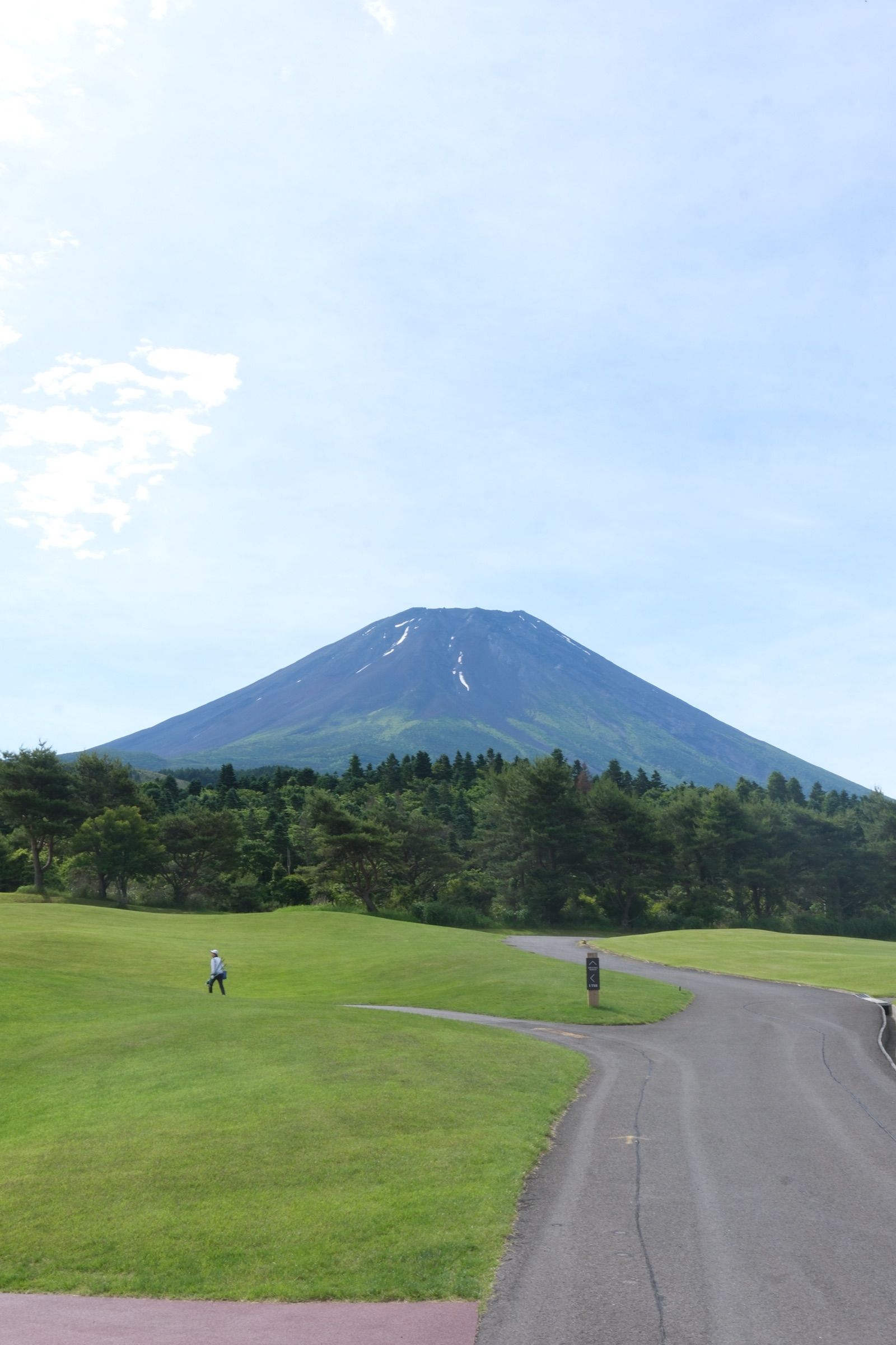 Arriving at Fuji Classic